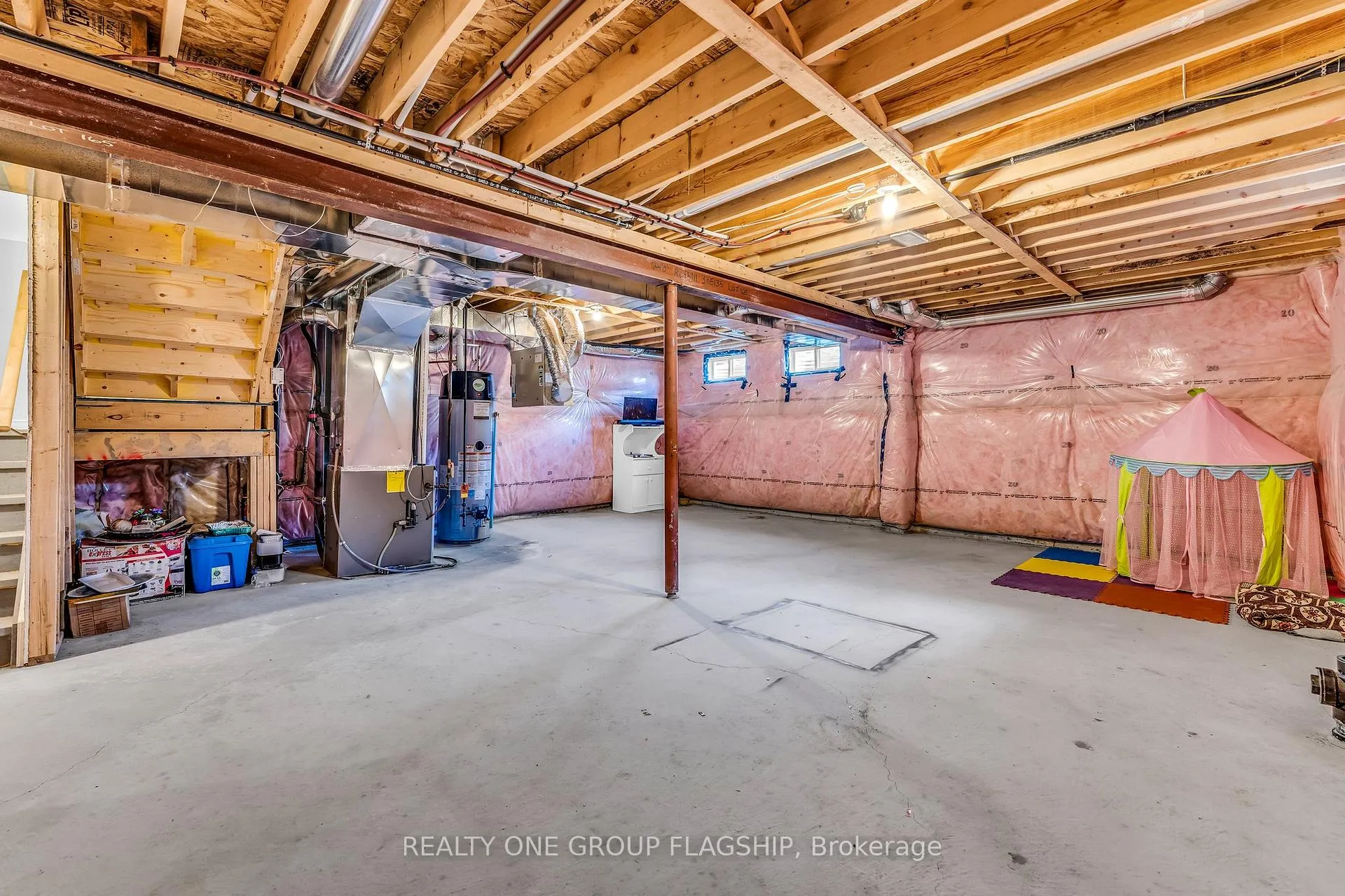 Photo 37 of 312 Bedrock Drive, Hamilton, Stoney Creek Mountain — HOMEH