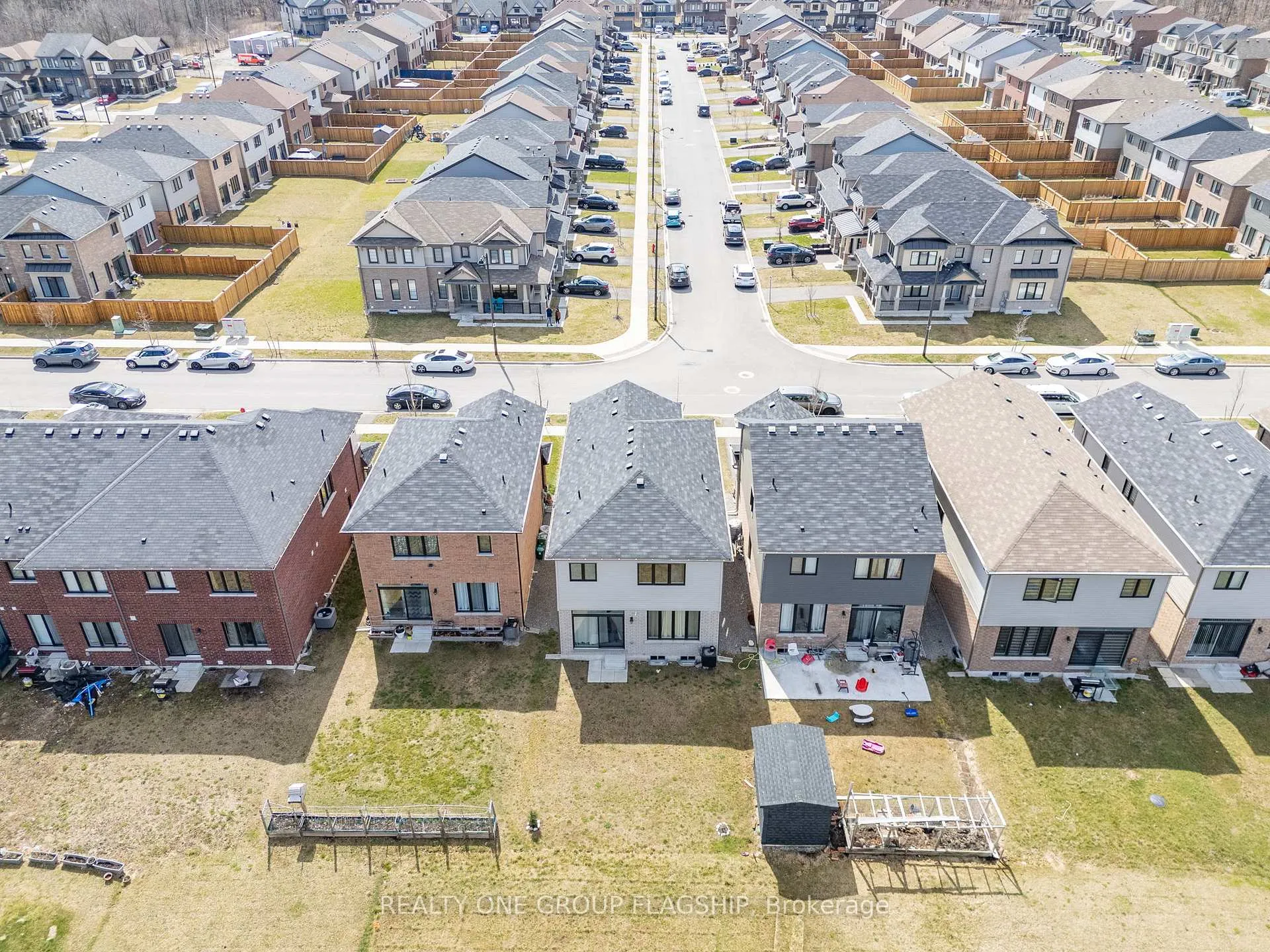 Photo 40 of 312 Bedrock Drive, Hamilton, Stoney Creek Mountain — HOMEH