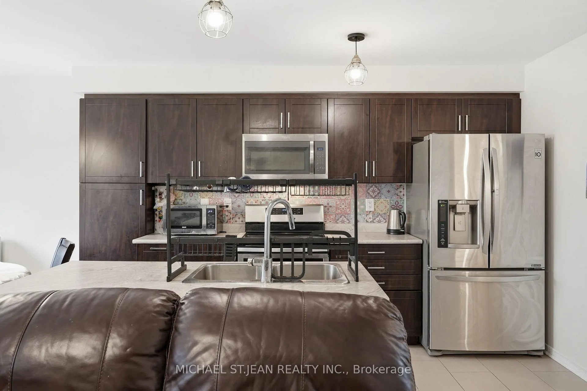 Photo 11 of 45 Kelso Drive, Haldimand — HOMEH