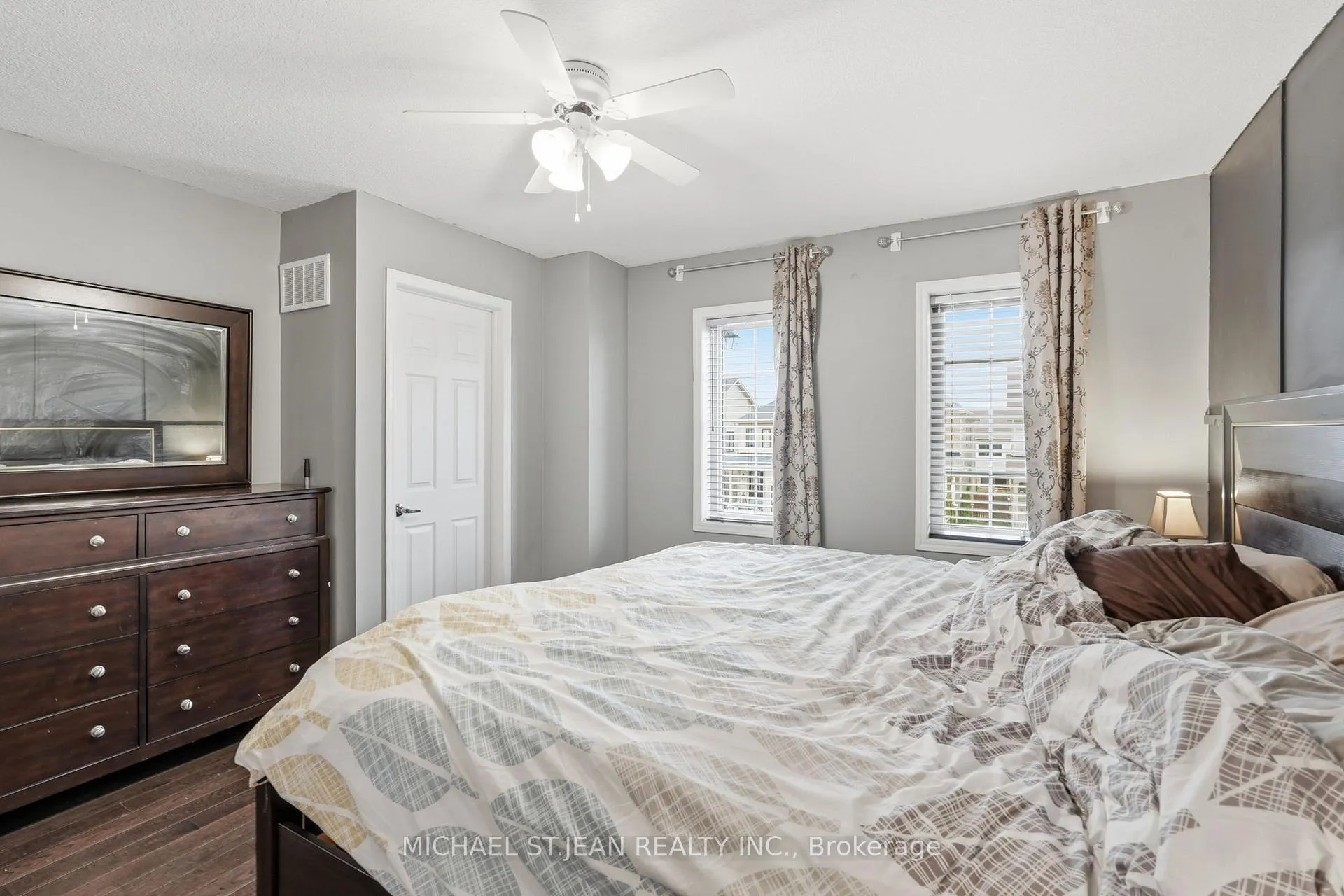 Photo 20 of 45 Kelso Drive, Haldimand — HOMEH