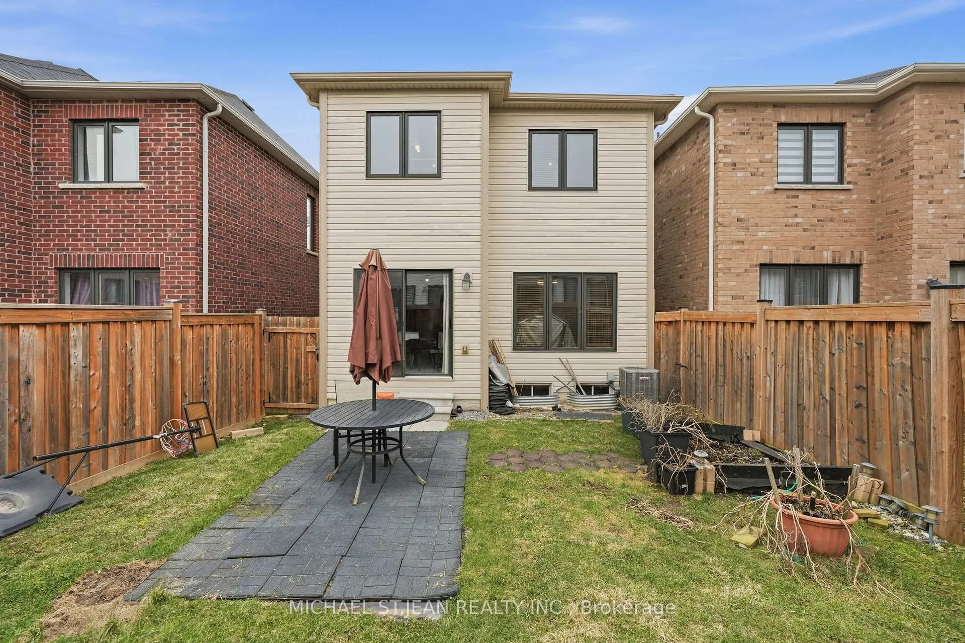 Photo 30 of 45 Kelso Drive, Haldimand — HOMEH