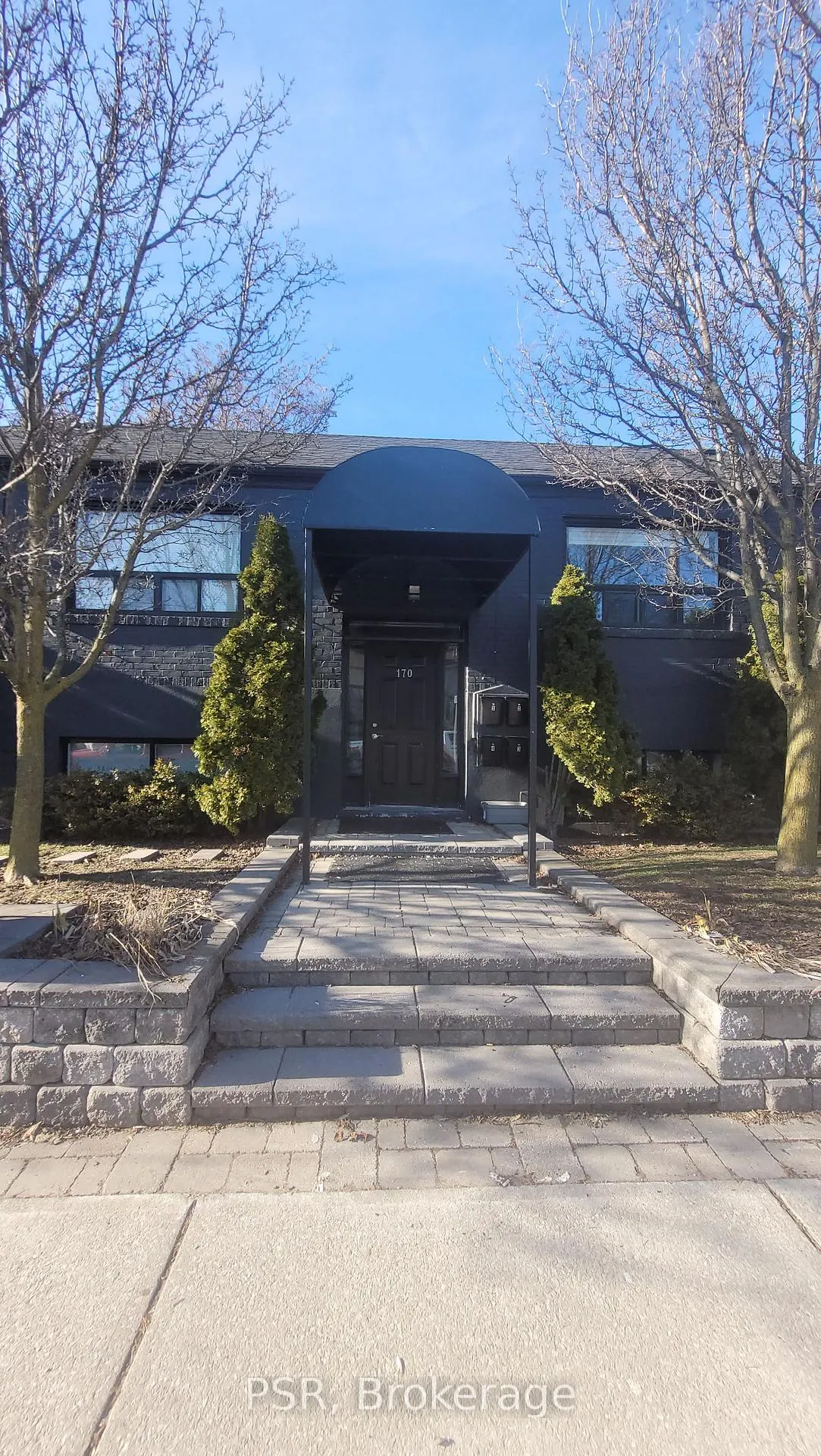 Front of Unit 2, 170 Holborne Avenue