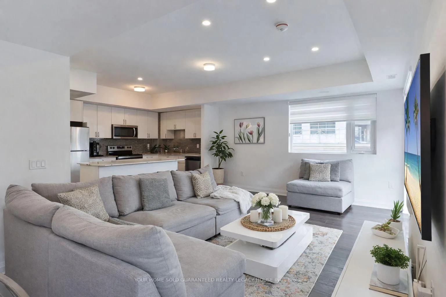 Photo 9 of Unit 803, 5279 Highway 7 Road, Vaughan, Vaughan Grove — HOMEH