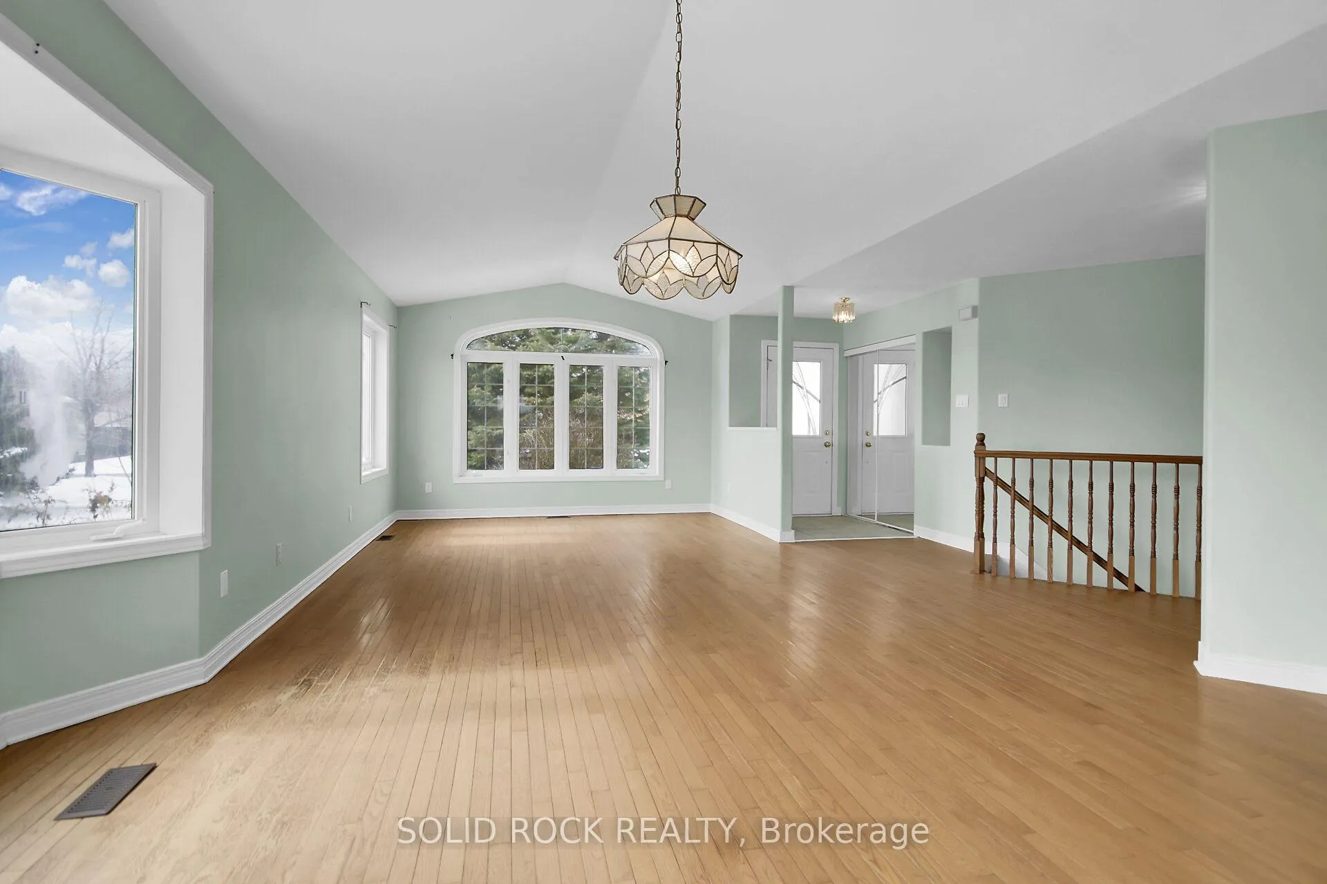Photo 8 of 1259 Remington Way, Ottawa, Greely — HOMEH