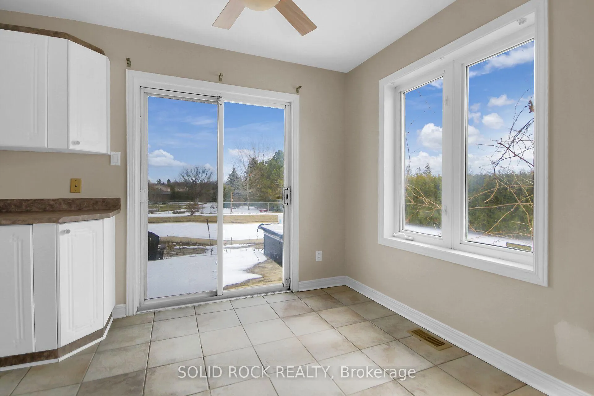 Photo 14 of 1259 Remington Way, Ottawa, Greely — HOMEH