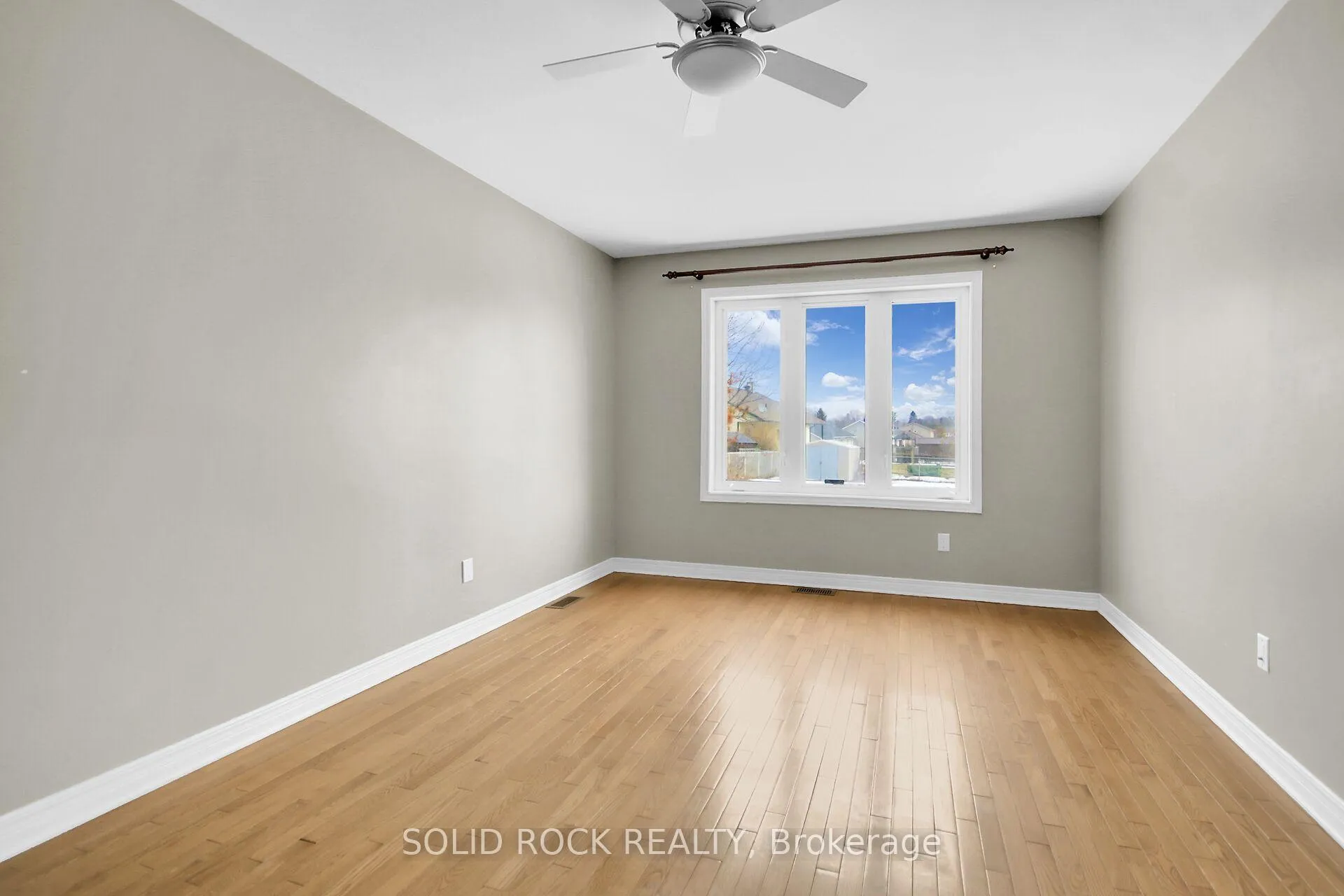 Photo 18 of 1259 Remington Way, Ottawa, Greely — HOMEH