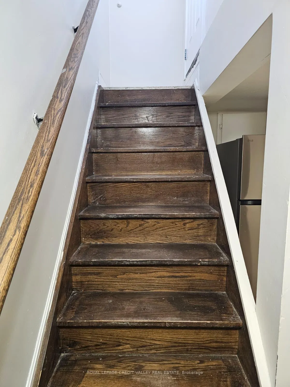 Photo 11 of Unit lower level, 672 Jane Street, Toronto, Rockcliffe-Smythe — HOMEH
