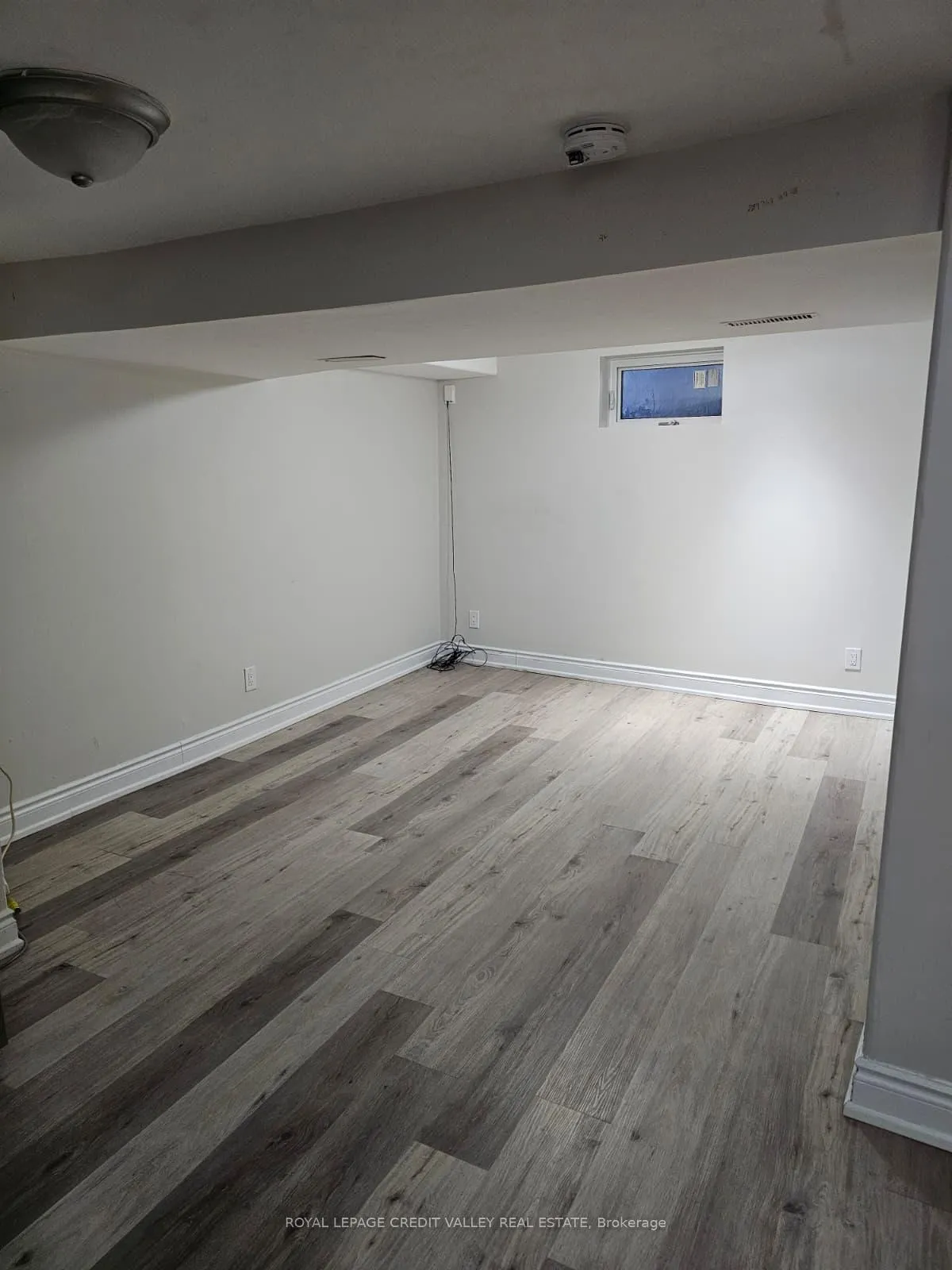 Photo 13 of Unit lower level, 672 Jane Street, Toronto, Rockcliffe-Smythe — HOMEH