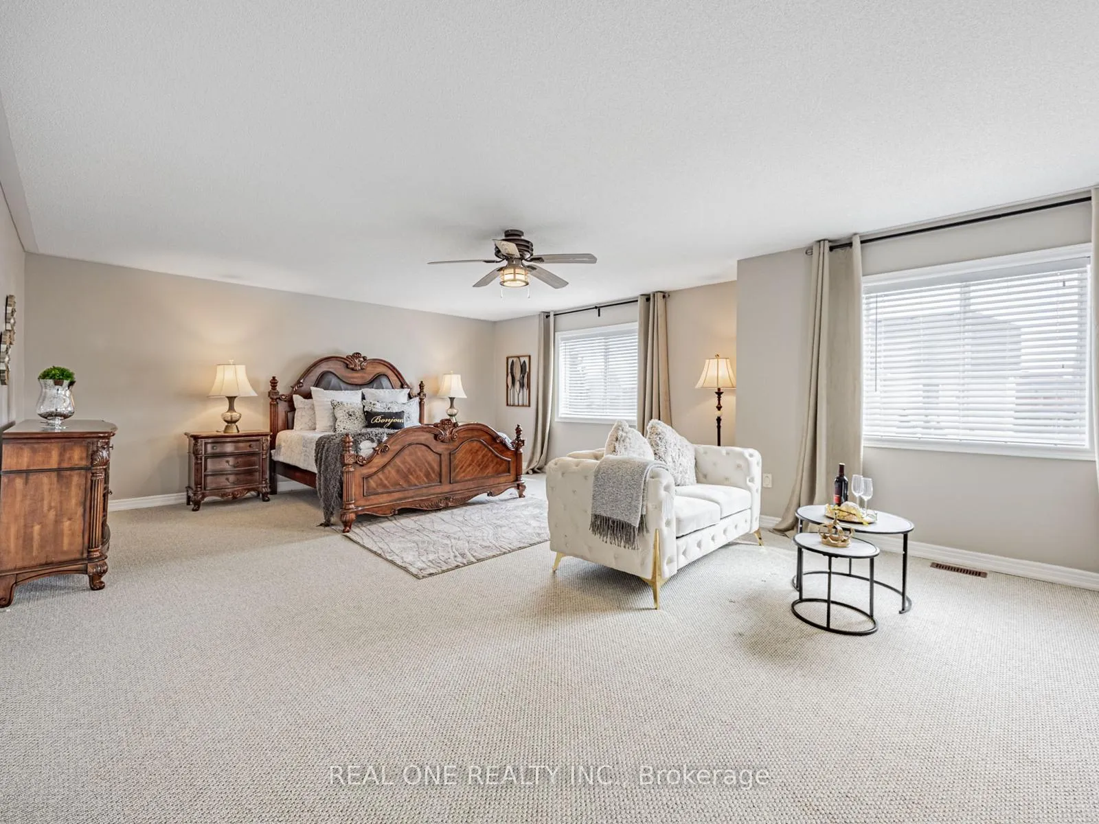 Photo 22 of 51 Hanson Crescent, Whitby, Brooklin — HOMEH