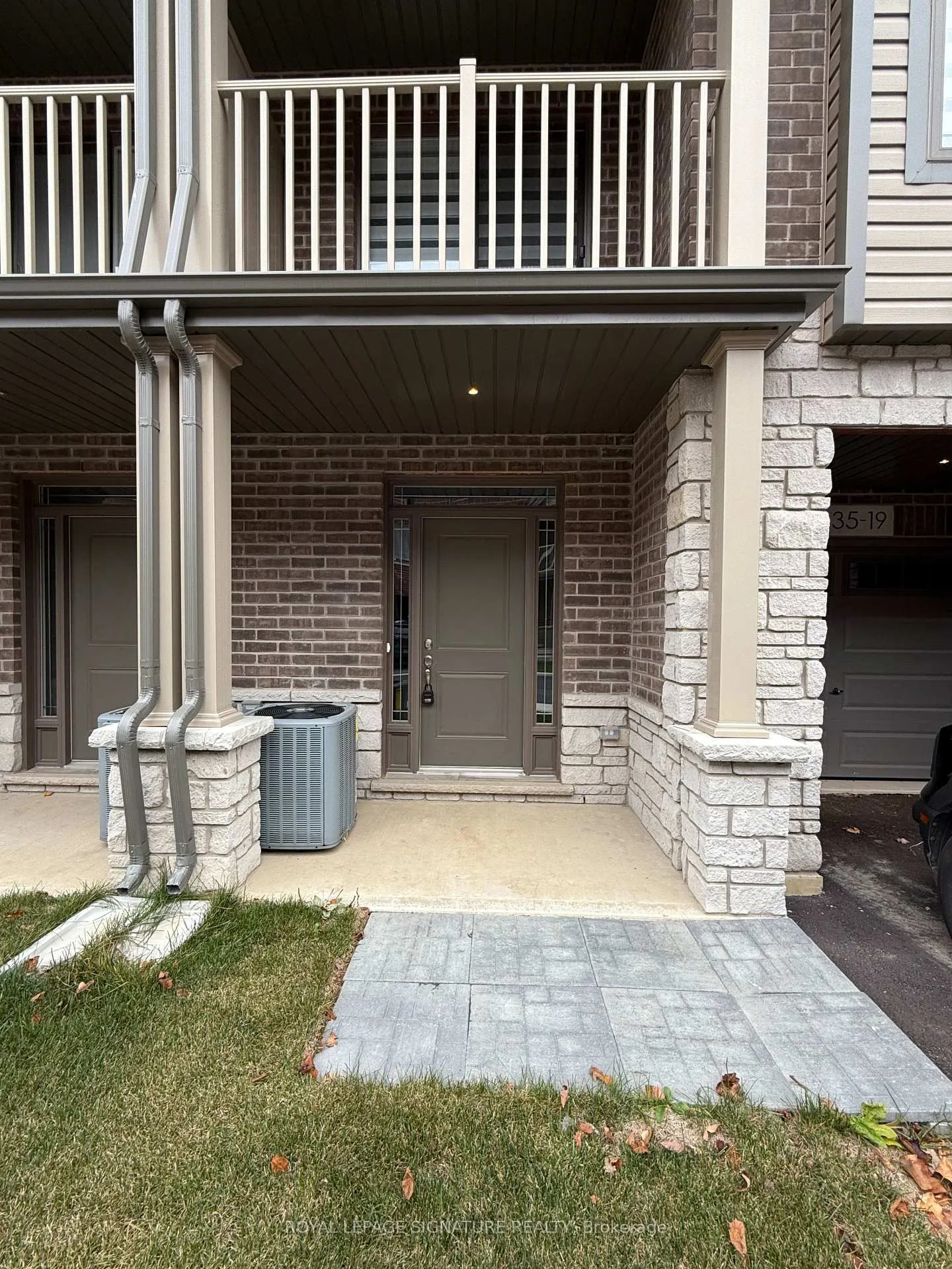 Photo 2 of Unit 35, 19 Picardy Drive, Hamilton, Stoney Creek Mountain — HOMEH