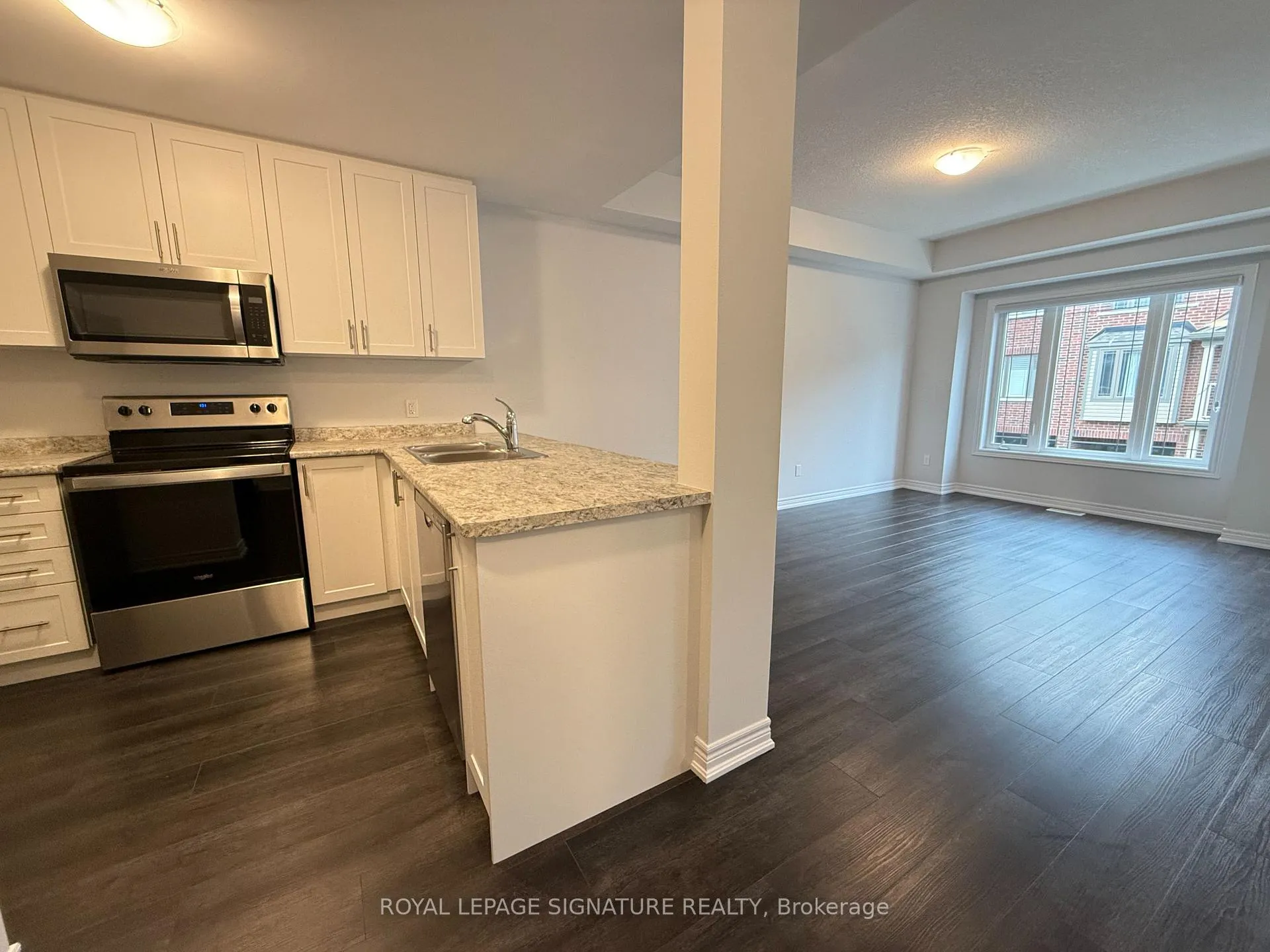 Photo 9 of Unit 35, 19 Picardy Drive, Hamilton, Stoney Creek Mountain — HOMEH