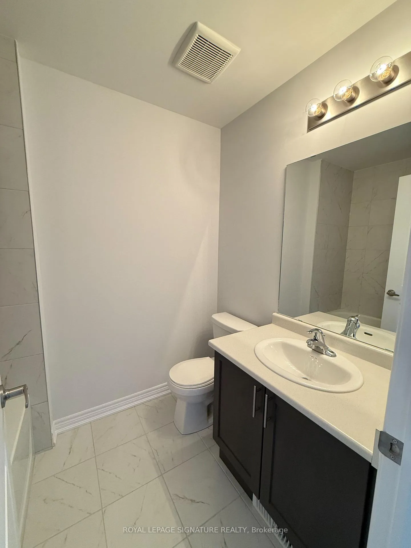 Photo 26 of Unit 35, 19 Picardy Drive, Hamilton, Stoney Creek Mountain — HOMEH