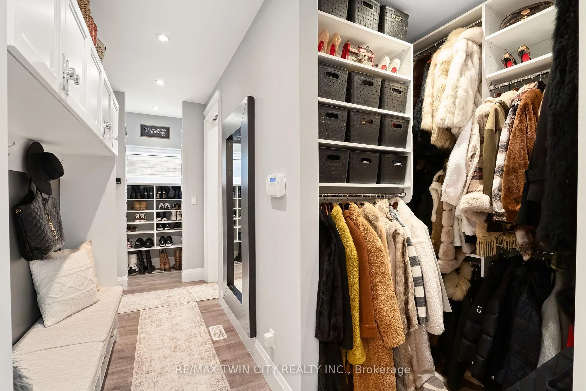 Photo 6 of 517 Blair Creek Drive, Kitchener — HOMEH