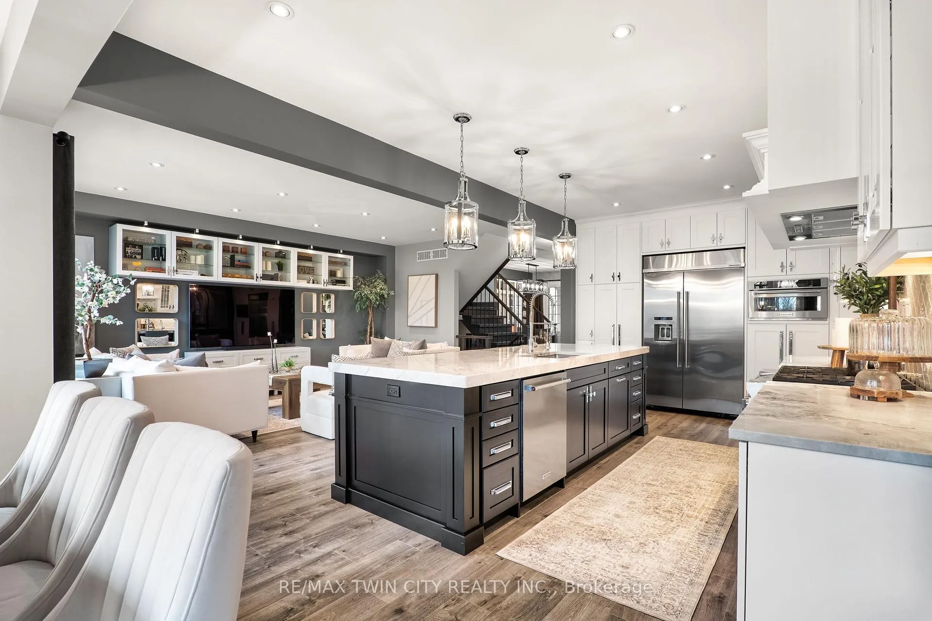 Photo 11 of 517 Blair Creek Drive, Kitchener — HOMEH