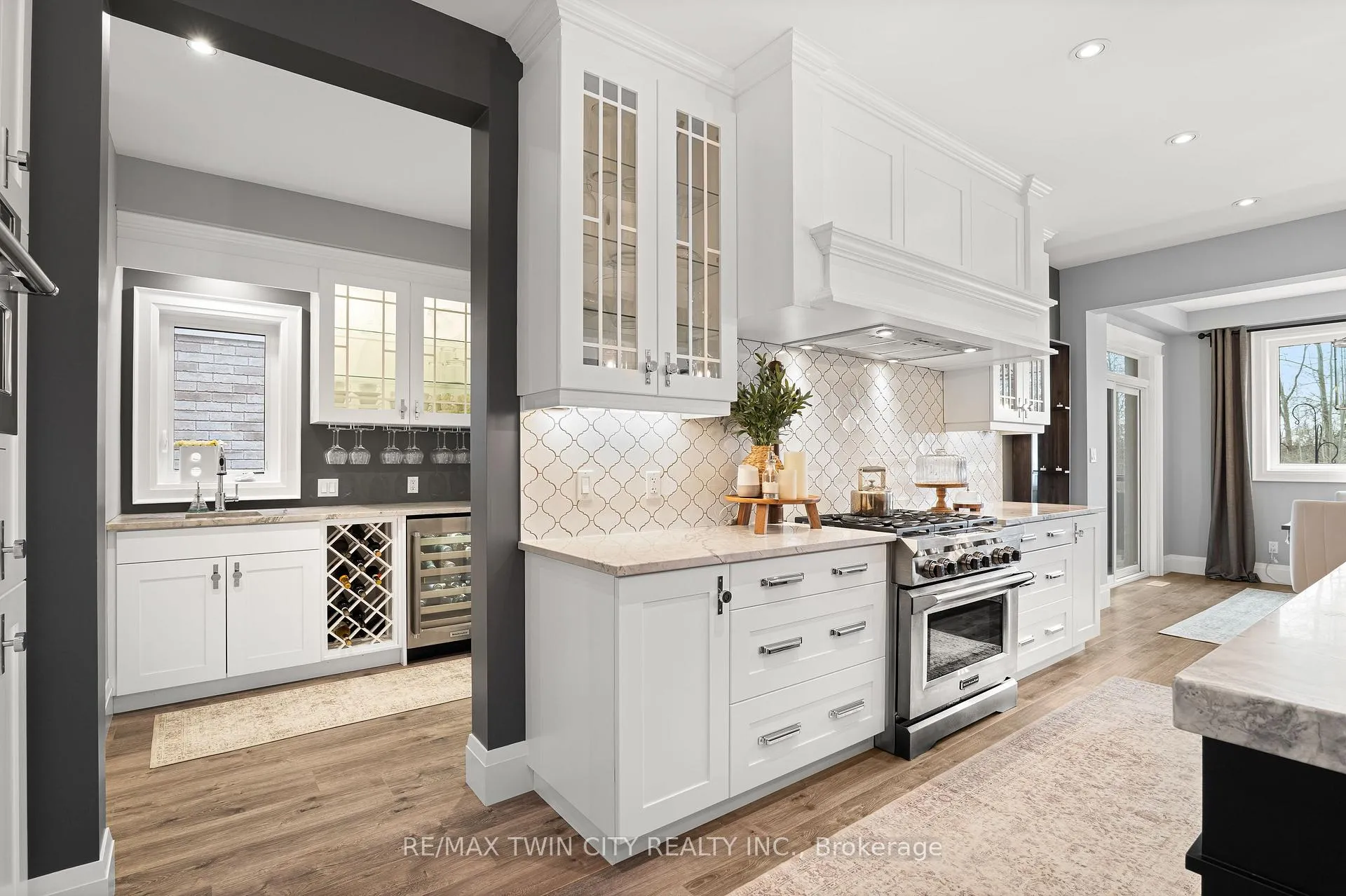 Photo 12 of 517 Blair Creek Drive, Kitchener — HOMEH