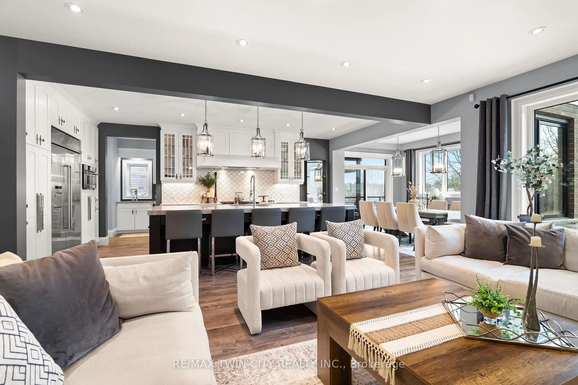 Photo 14 of 517 Blair Creek Drive, Kitchener — HOMEH
