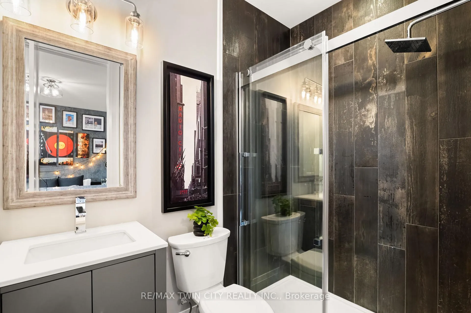 Photo 32 of 517 Blair Creek Drive, Kitchener — HOMEH