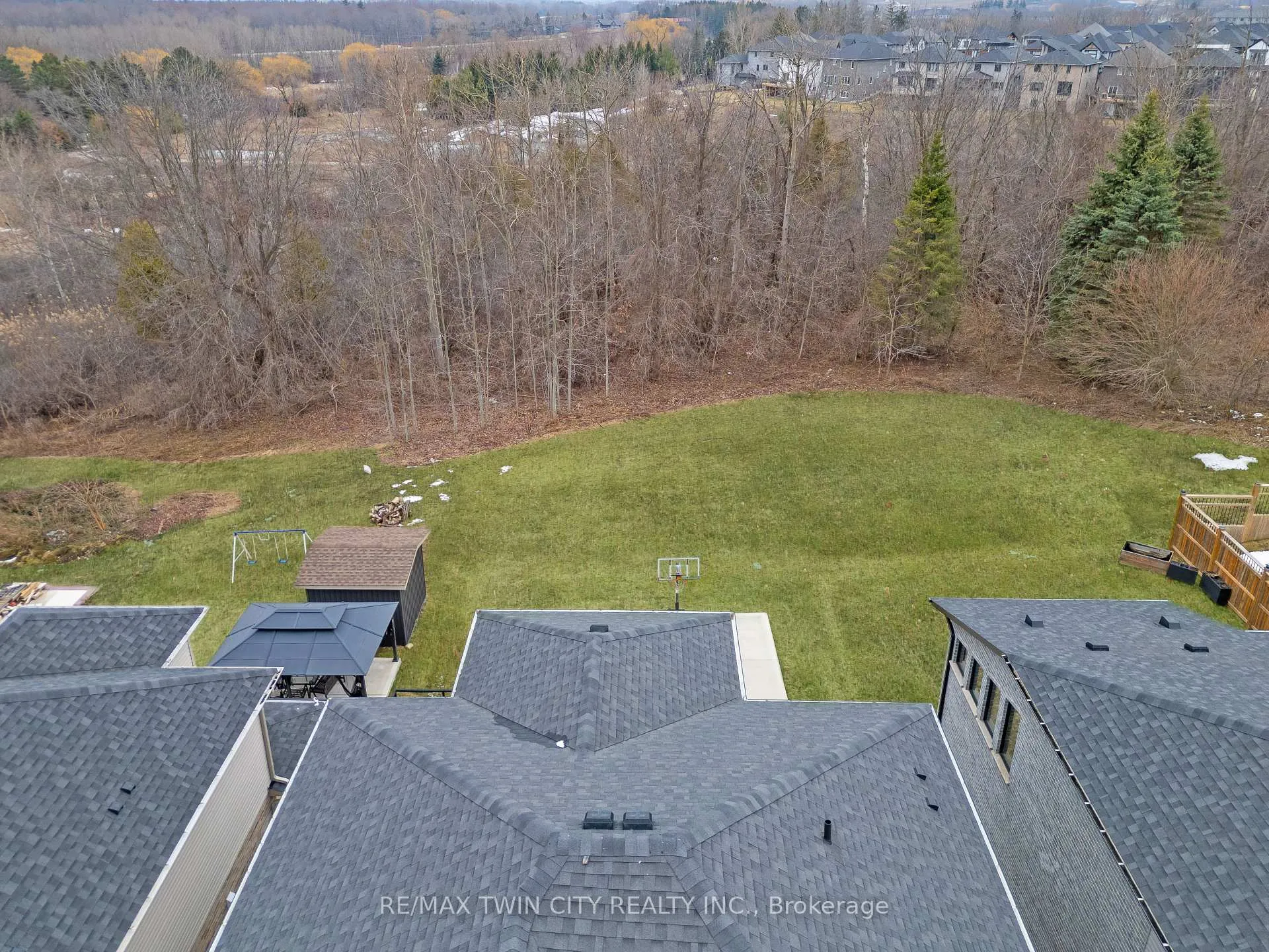 Photo 47 of 517 Blair Creek Drive, Kitchener — HOMEH