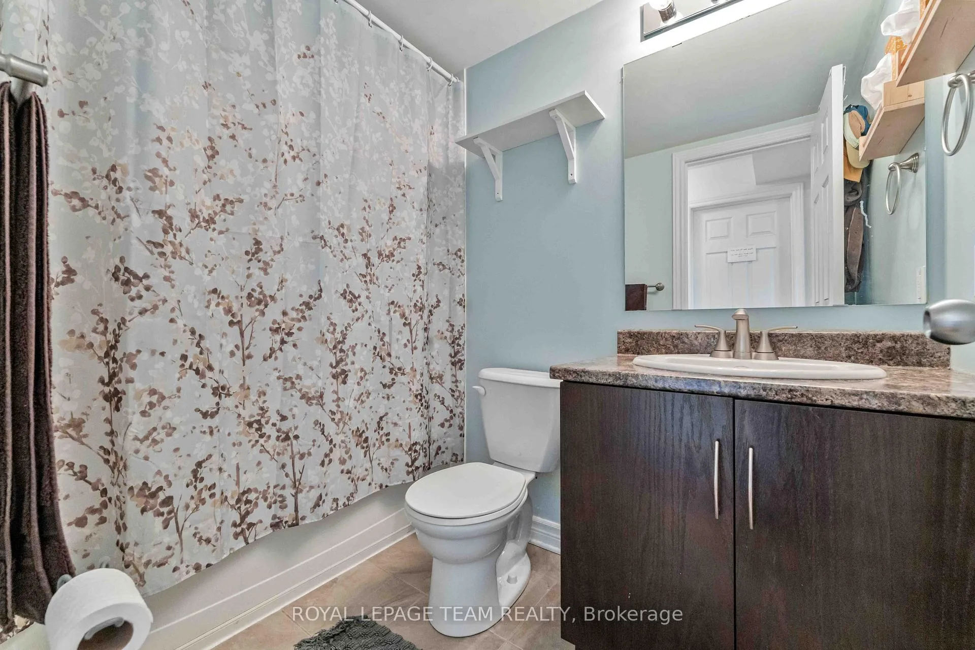 Photo 35 of Unit B, 289 Everest Private, Ottawa, Elmvale Acres — HOMEH
