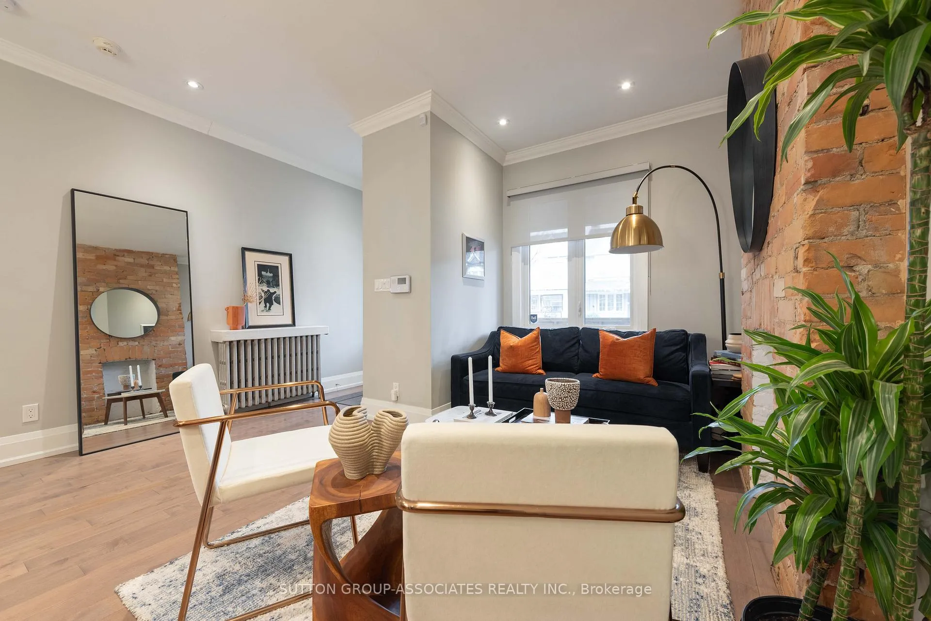 Photo 7 of 106 Uxbridge Avenue, Toronto, Weston-Pellam Park — HOMEH