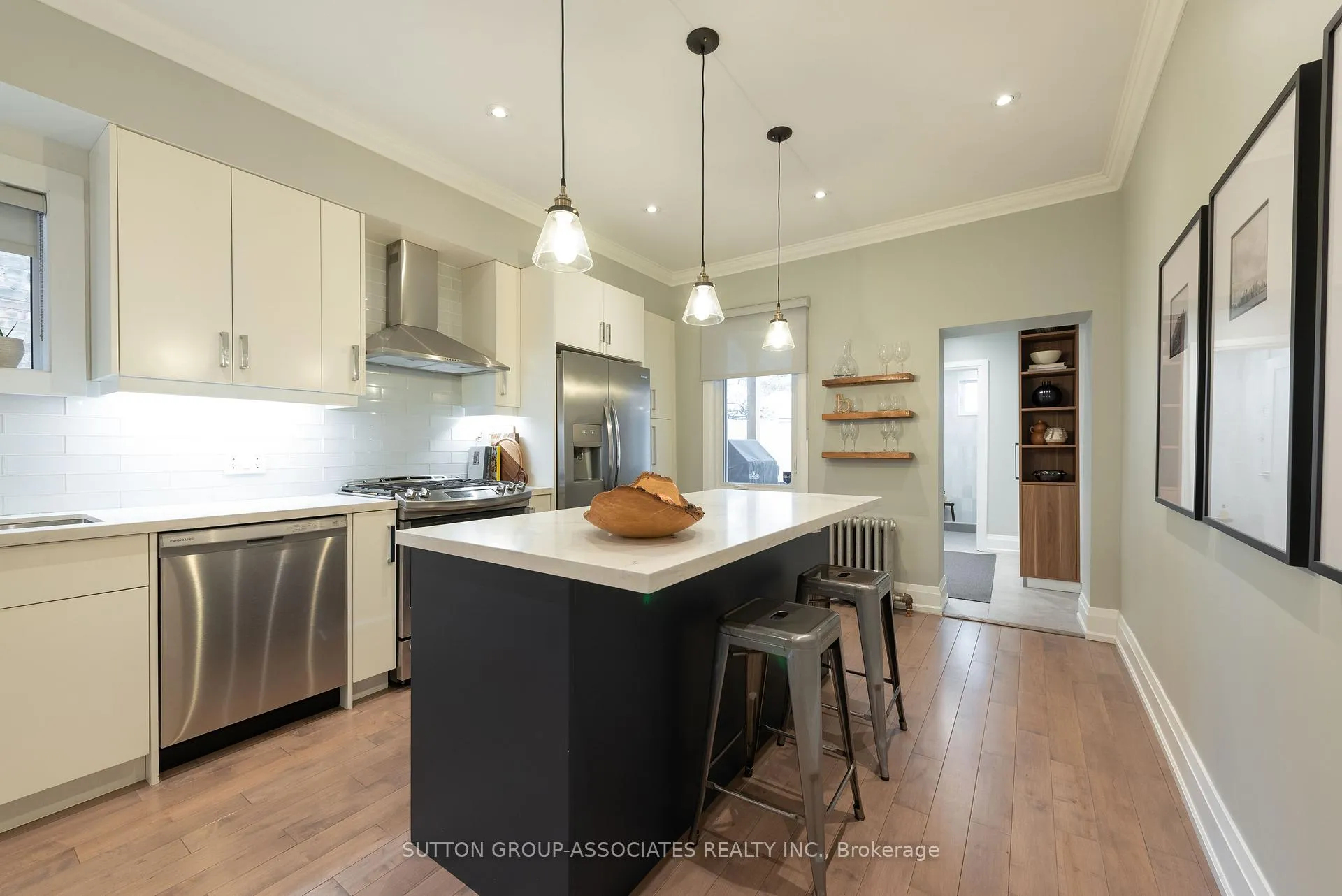 Photo 16 of 106 Uxbridge Avenue, Toronto, Weston-Pellam Park — HOMEH
