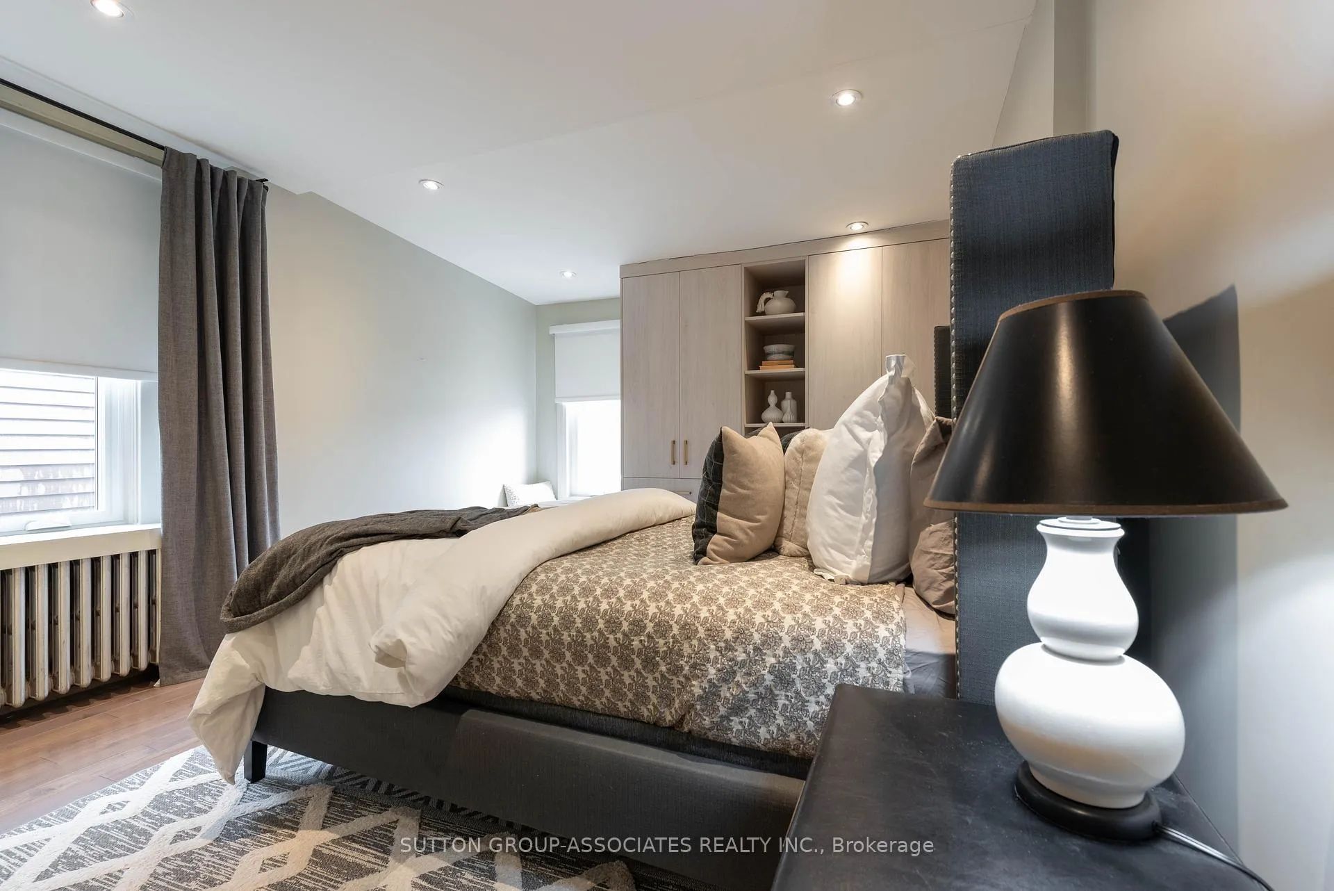 Photo 24 of 106 Uxbridge Avenue, Toronto, Weston-Pellam Park — HOMEH