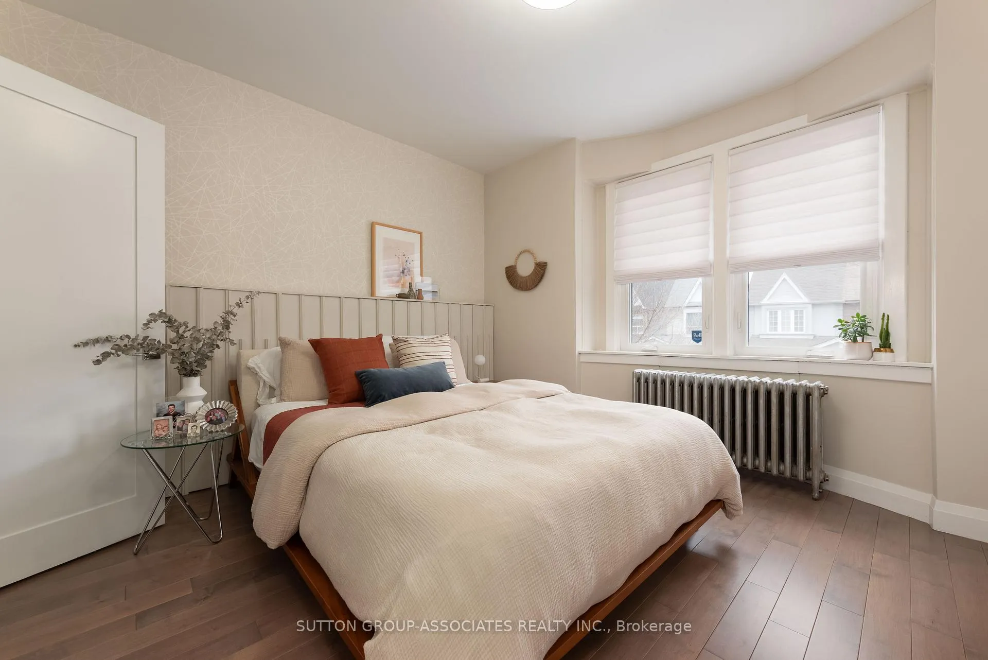 Photo 34 of 106 Uxbridge Avenue, Toronto, Weston-Pellam Park — HOMEH