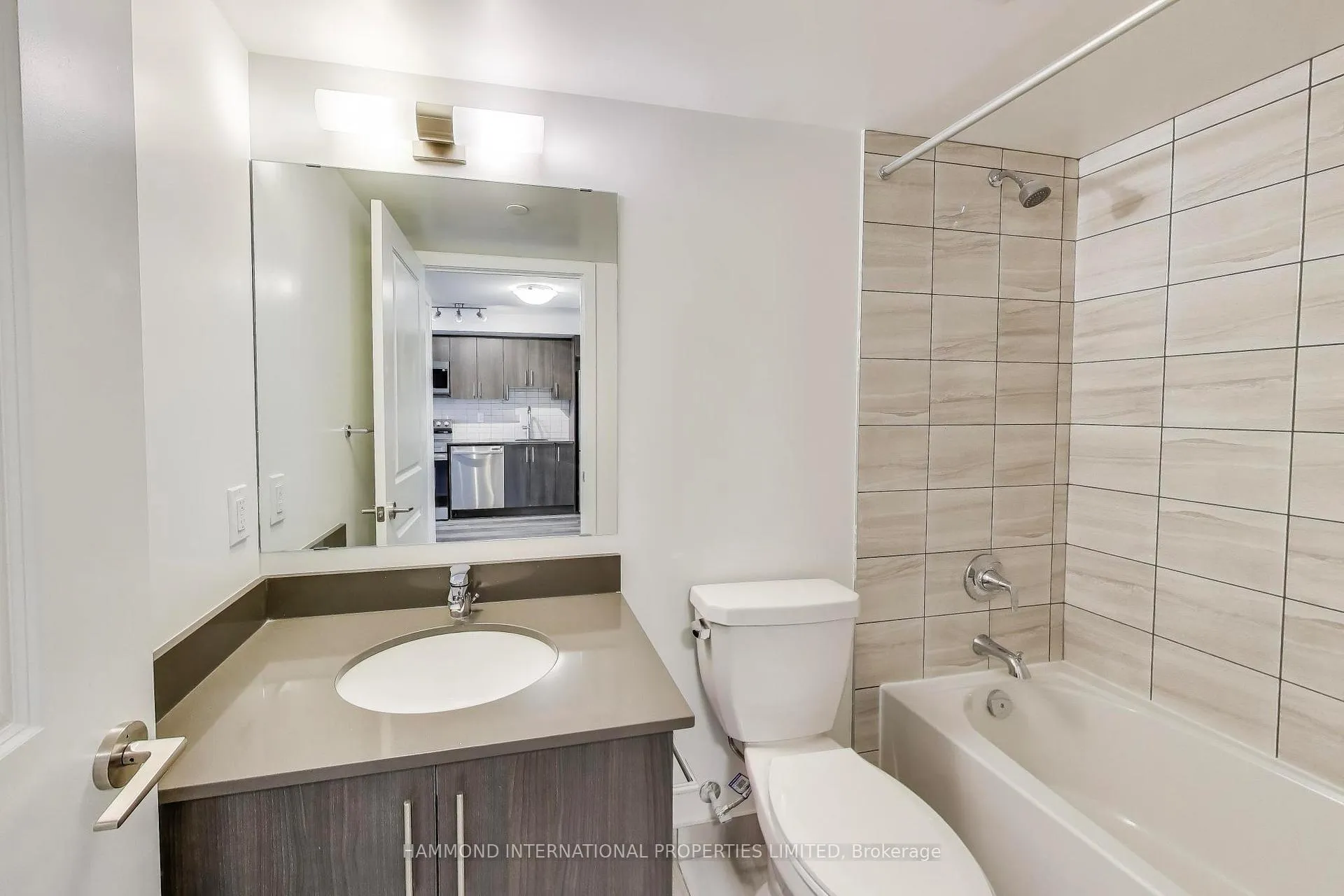 Photo 13 of Unit 1404, 1010 Sandy Beach Road, Pickering, Bay Ridges — HOMEH
