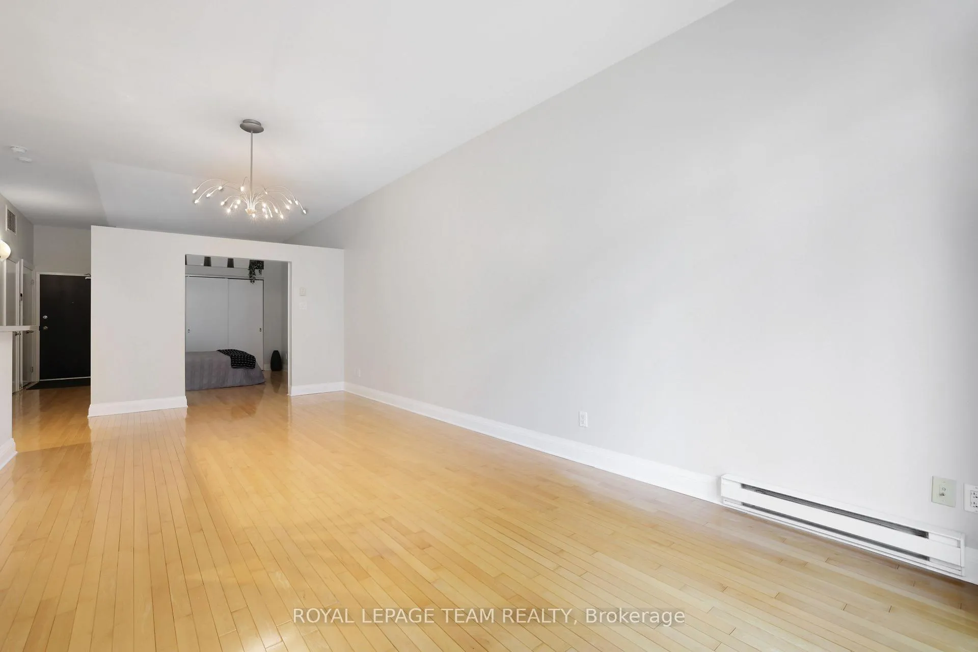 Photo 11 of Unit 203, 300 Powell Avenue, Ottawa, West Centre Town — HOMEH