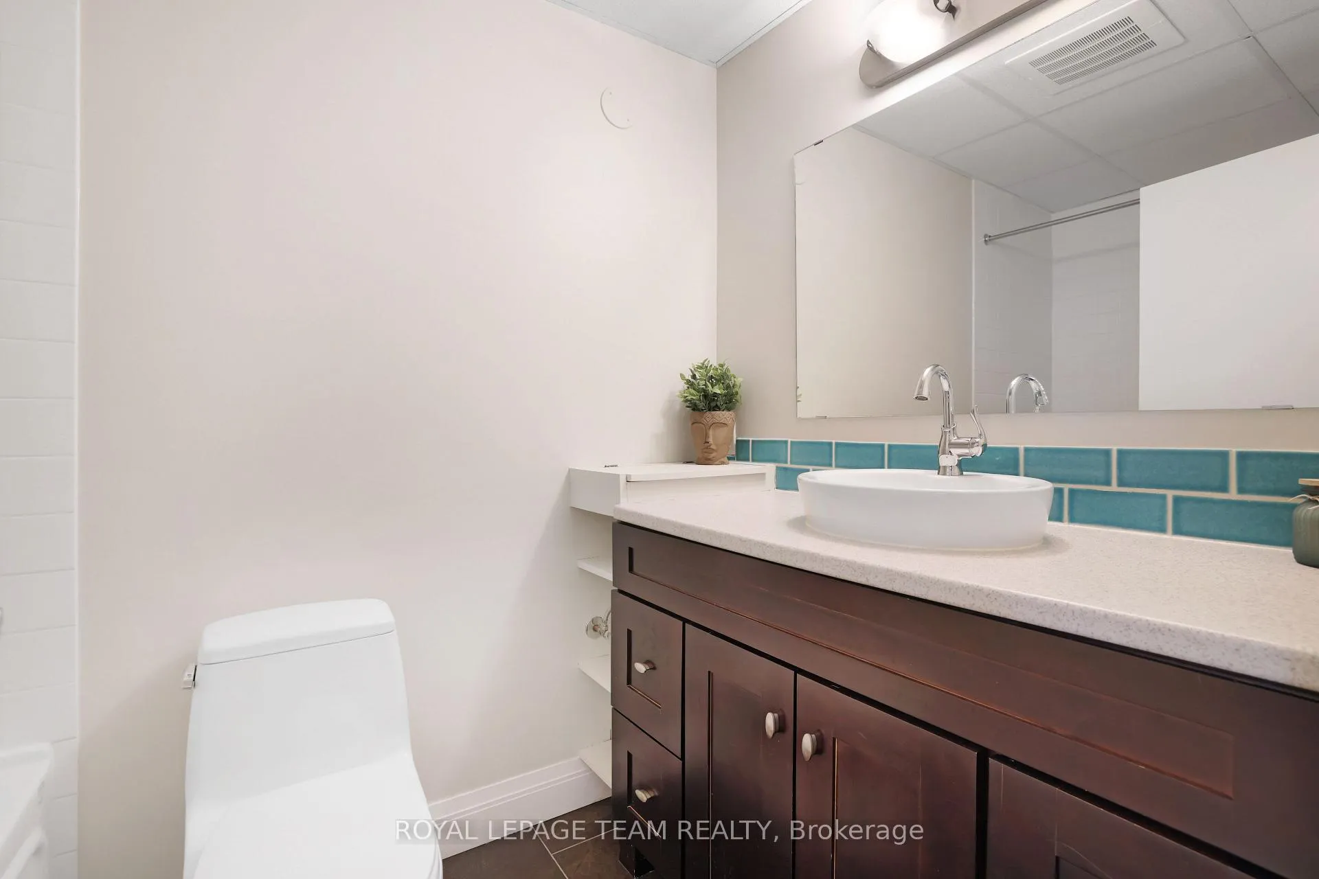 Photo 24 of Unit 203, 300 Powell Avenue, Ottawa, West Centre Town — HOMEH