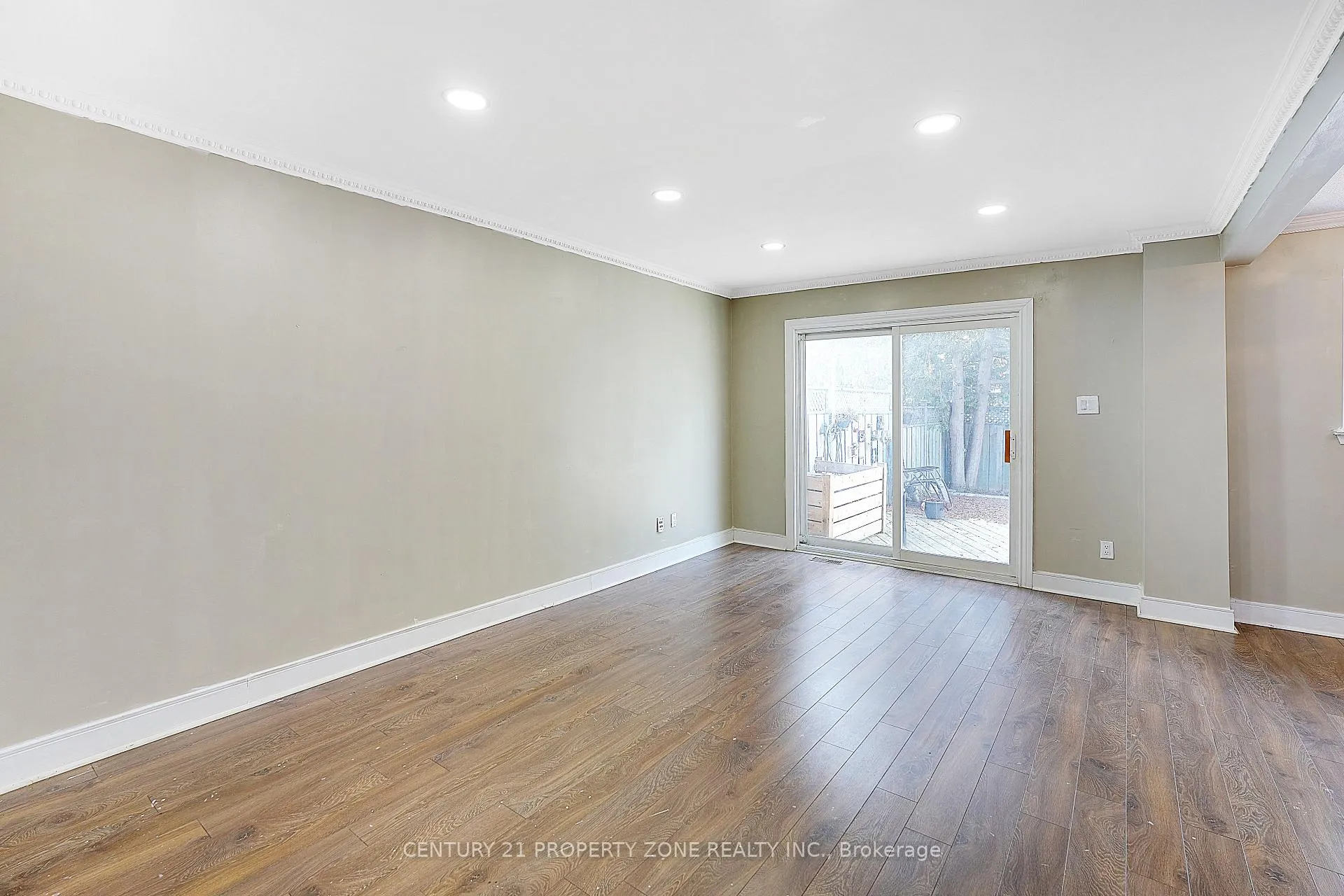 Photo 5 of 1669 Alwin Circle, Pickering, Village East — HOMEH