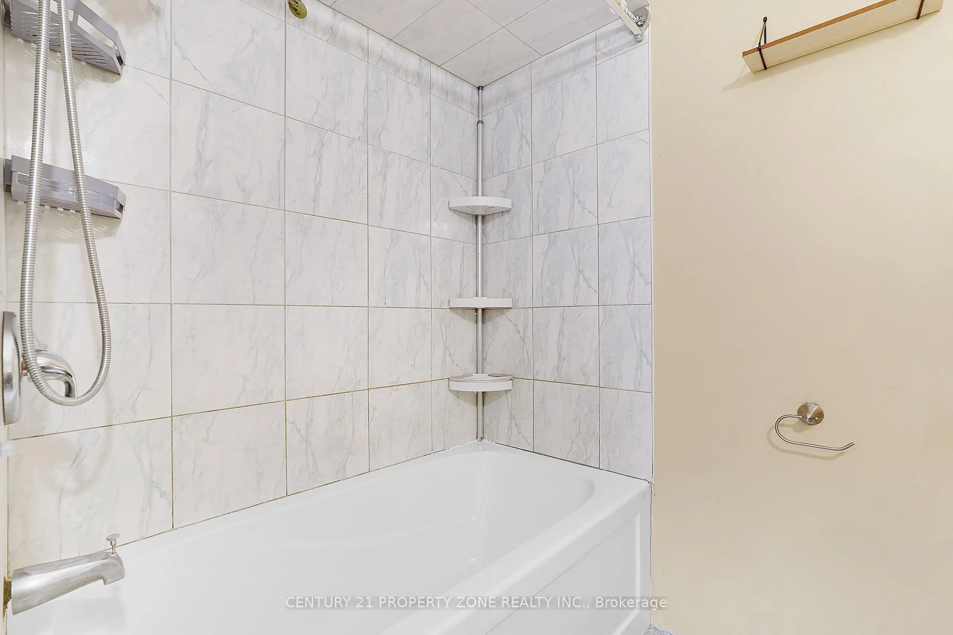 Photo 25 of 1669 Alwin Circle, Pickering, Village East — HOMEH