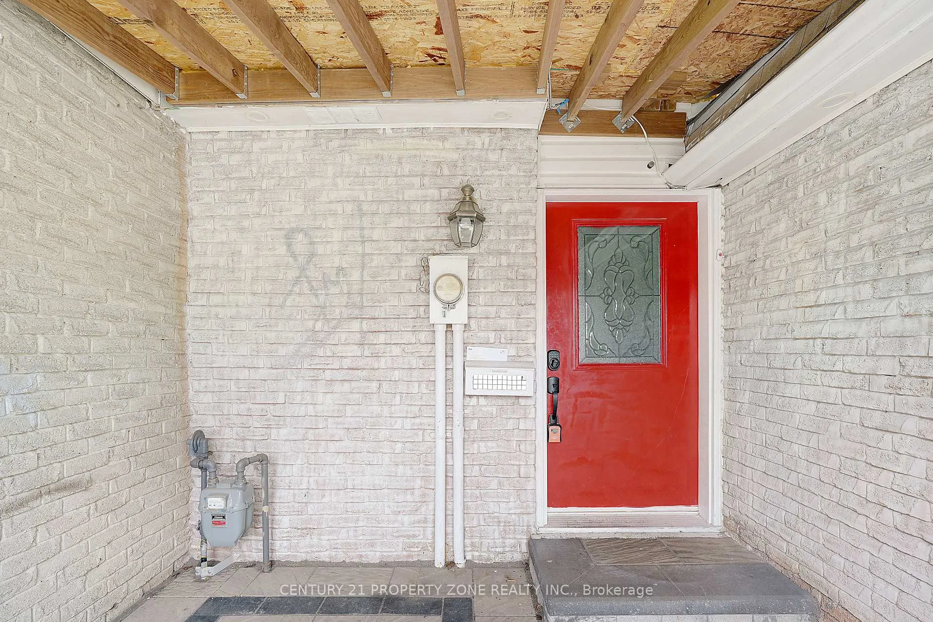 Photo 5 of 1669 Alwin Circle, Pickering, Village East — HOMEH