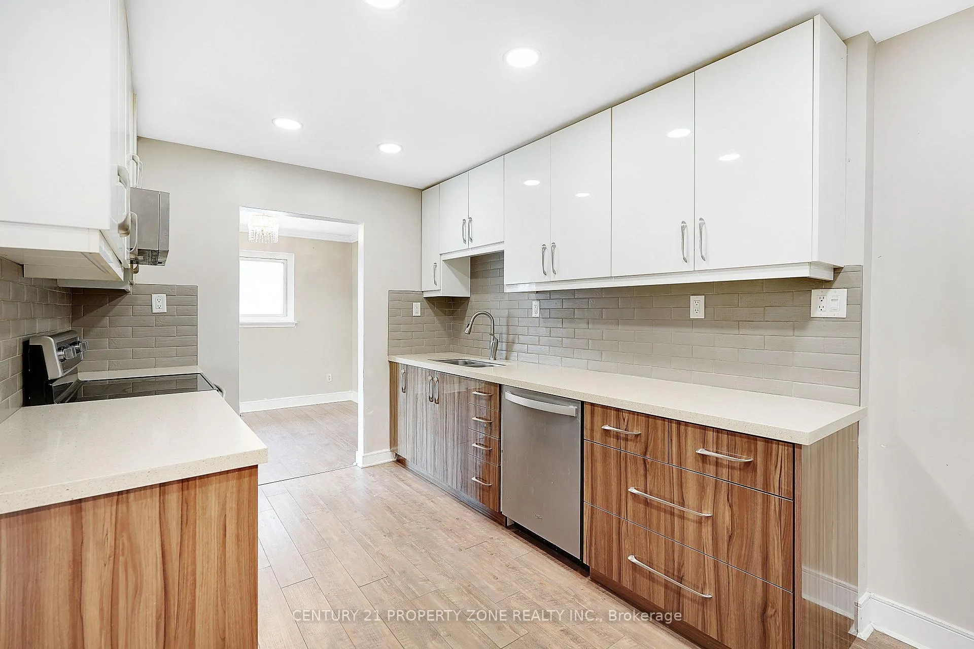 Photo 12 of 1669 Alwin Circle, Pickering, Village East — HOMEH