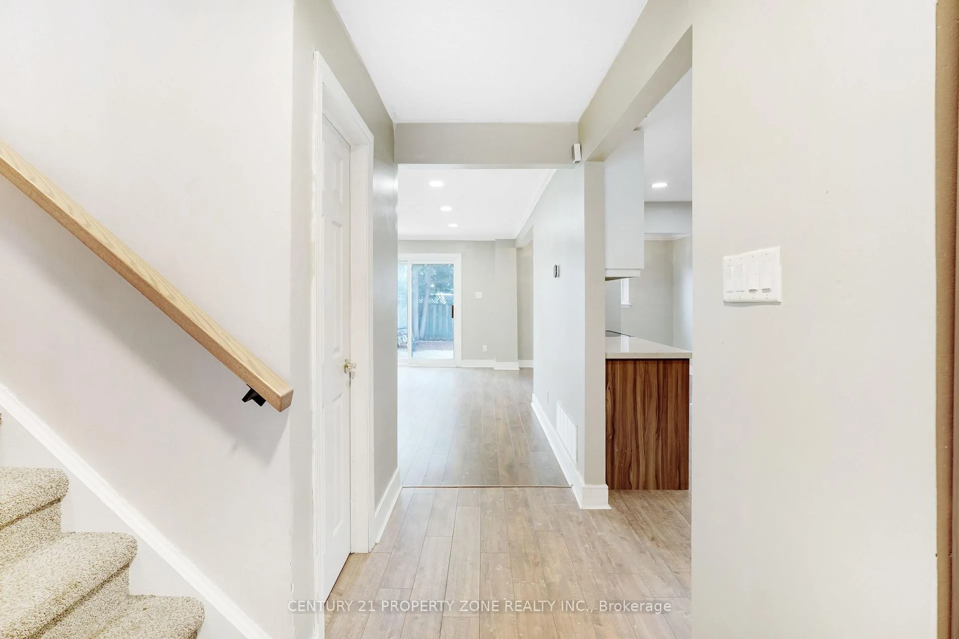 Photo 16 of 1669 Alwin Circle, Pickering, Village East — HOMEH
