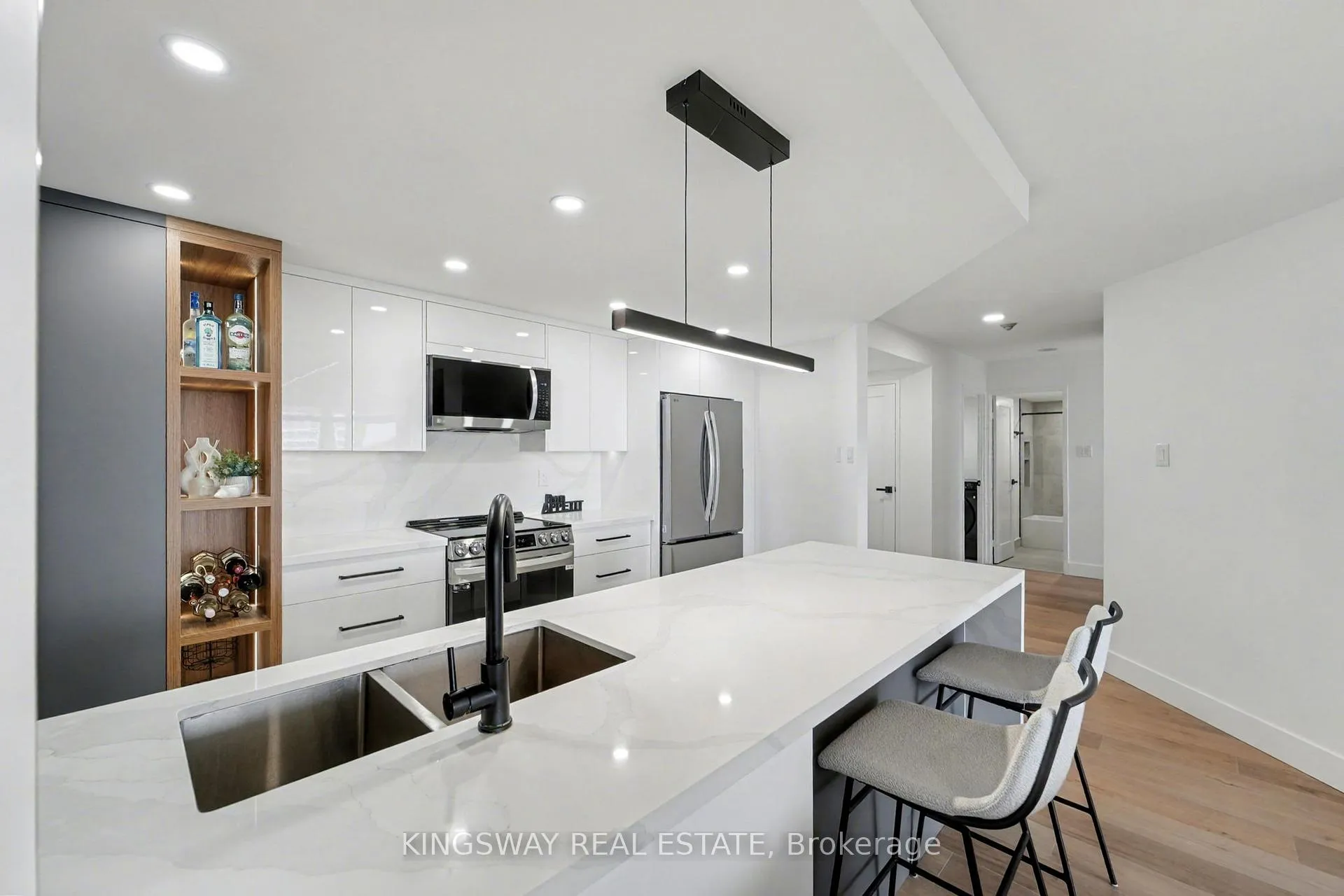 Photo 7 of Unit 712, 7420 Bathurst Street, Vaughan, Brownridge — HOMEH
