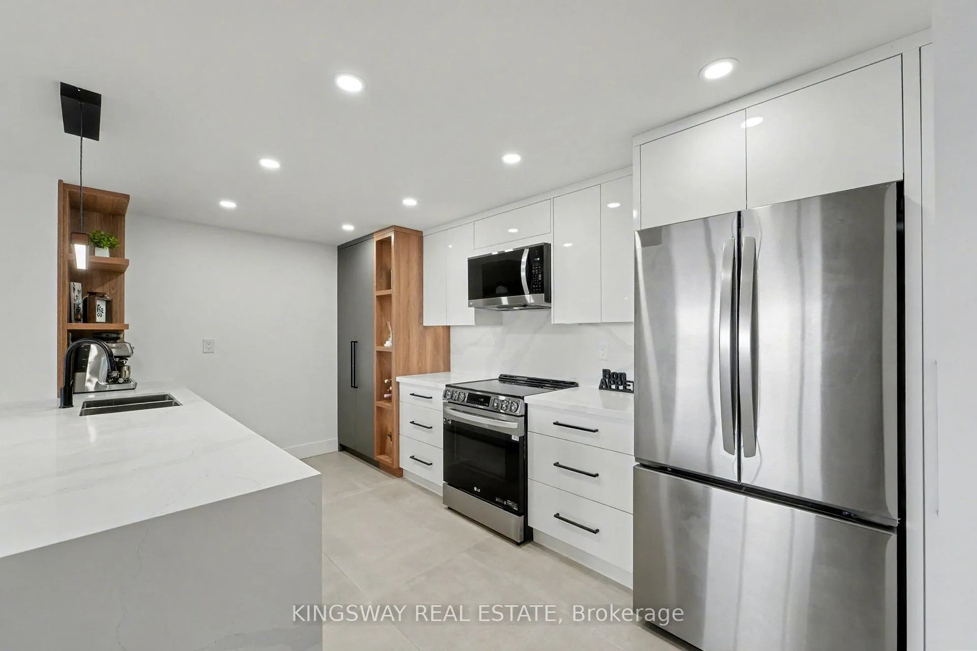 Photo 11 of Unit 712, 7420 Bathurst Street, Vaughan, Brownridge — HOMEH