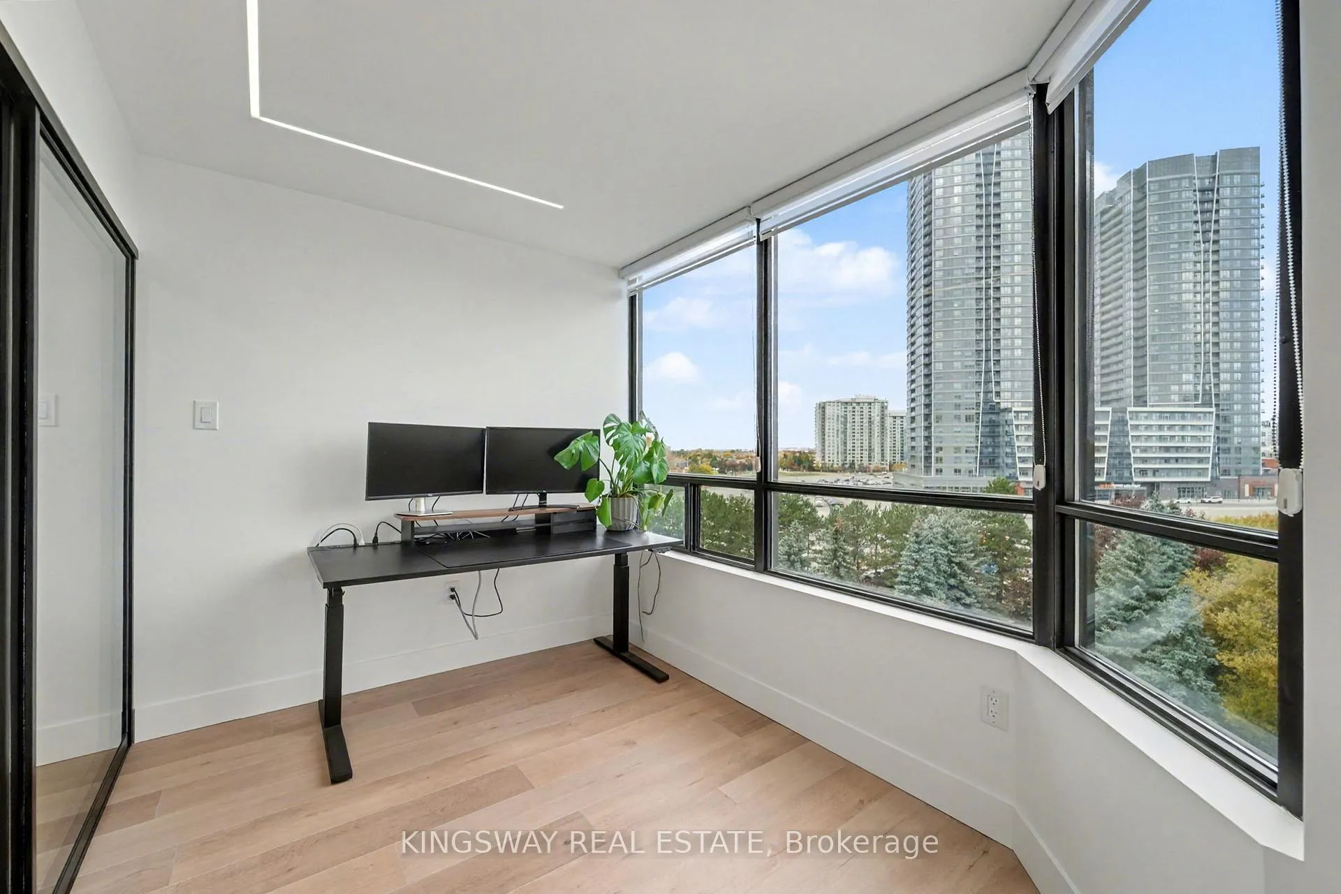 Photo 16 of Unit 712, 7420 Bathurst Street, Vaughan, Brownridge — HOMEH