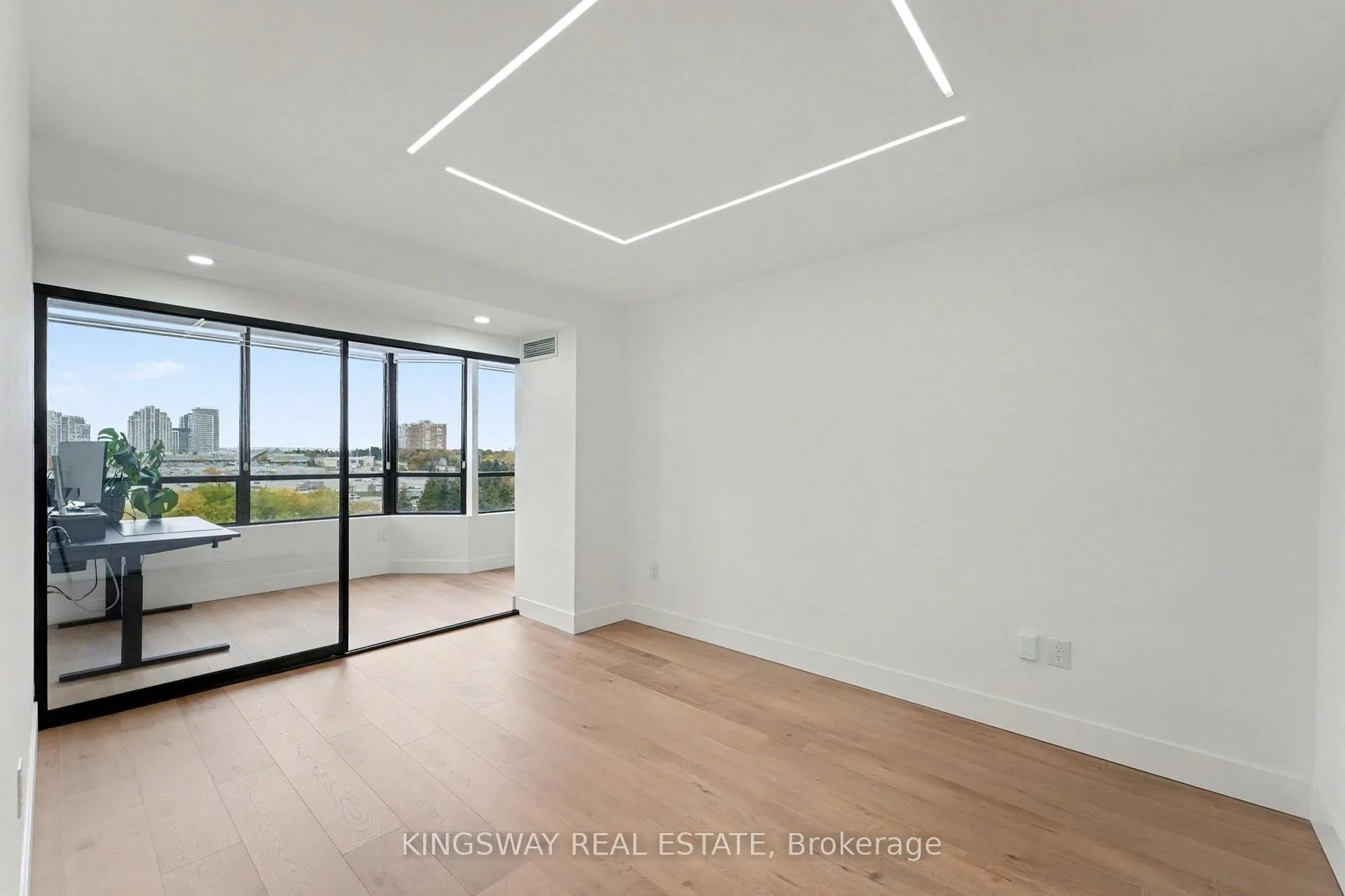 Photo 17 of Unit 712, 7420 Bathurst Street, Vaughan, Brownridge — HOMEH