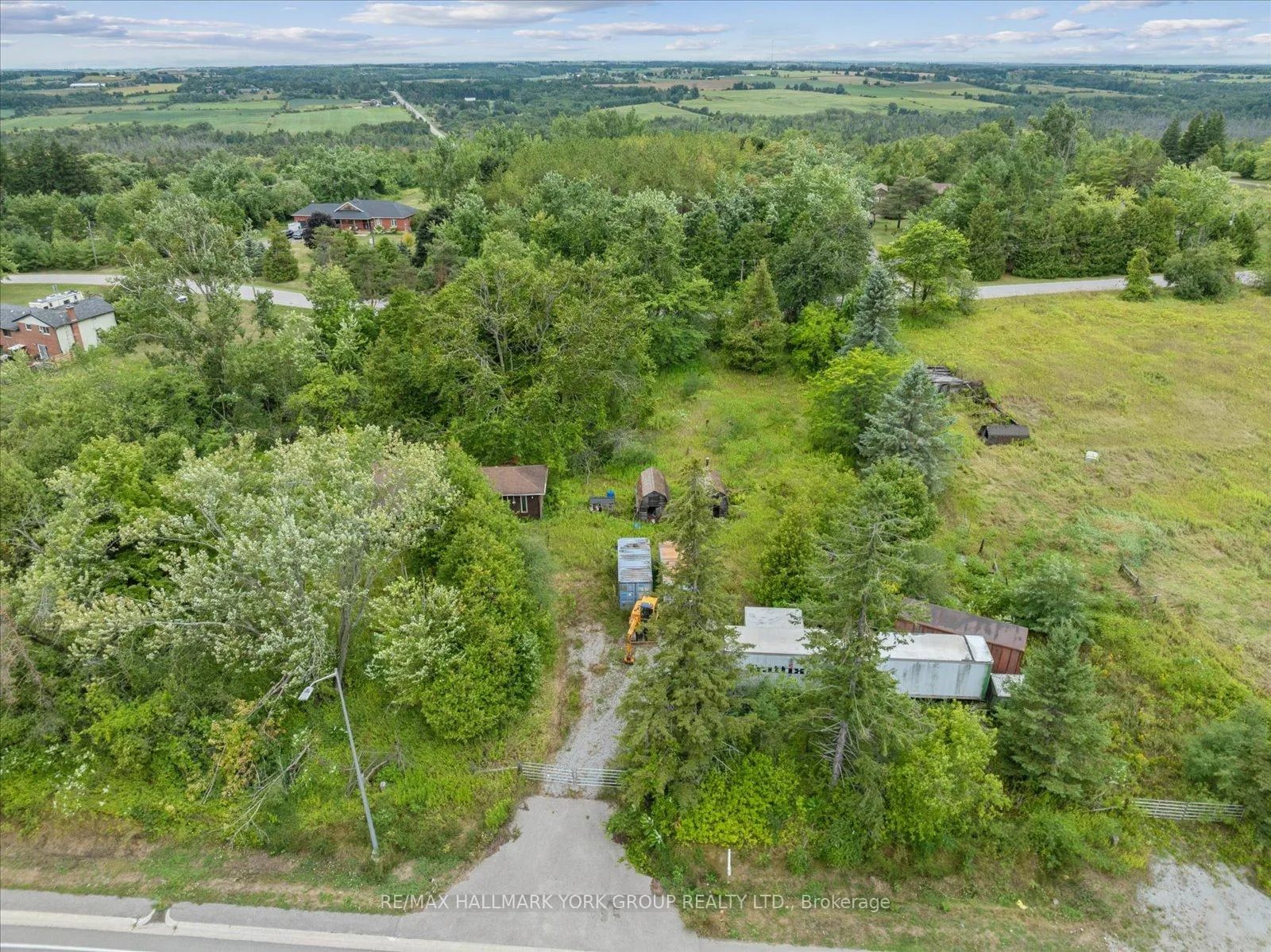 Photo 5 of 12150 Lake Ridge Road, Brock, Rural Brock — HOMEH