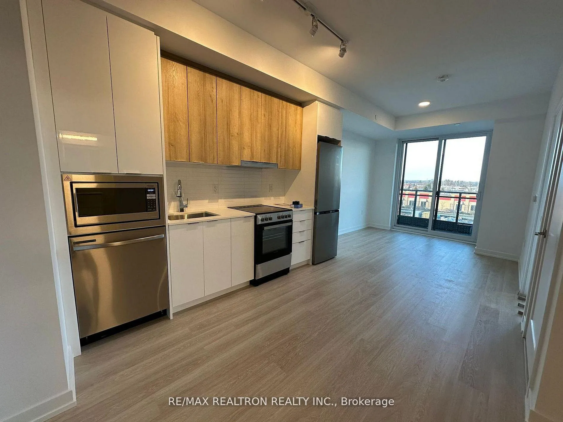 Photo 4 of Unit 512, 9751 Markham Road, Markham, Greensborough — HOMEH