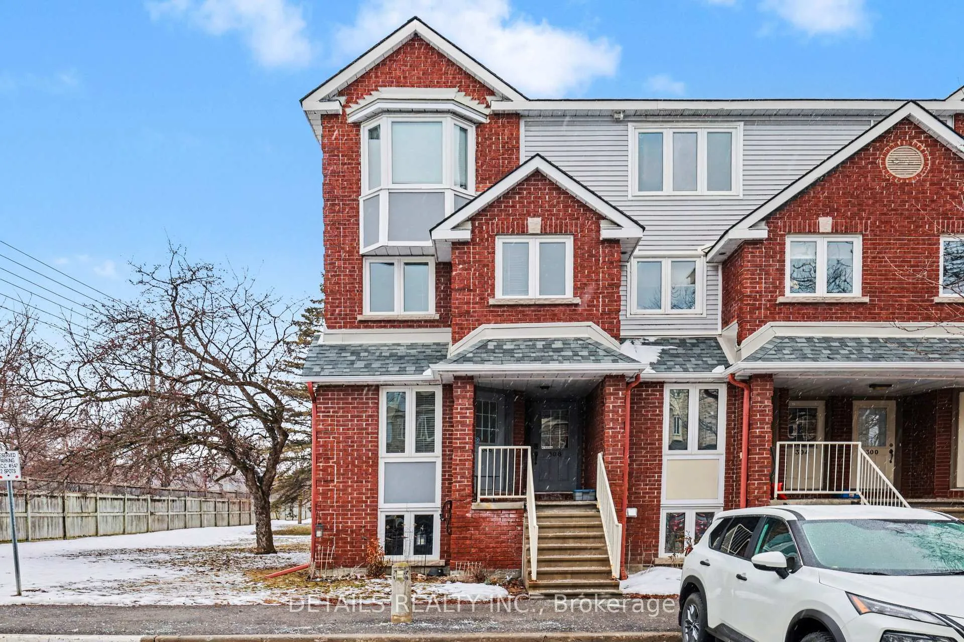 Photo 1 of 306 Briston Private, Ottawa, Hunt Club Park — HOMEH