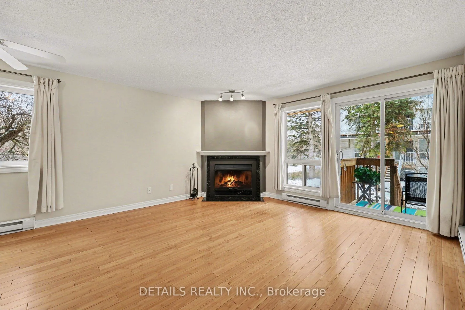 Photo 8 of 306 Briston Private, Ottawa, Hunt Club Park — HOMEH