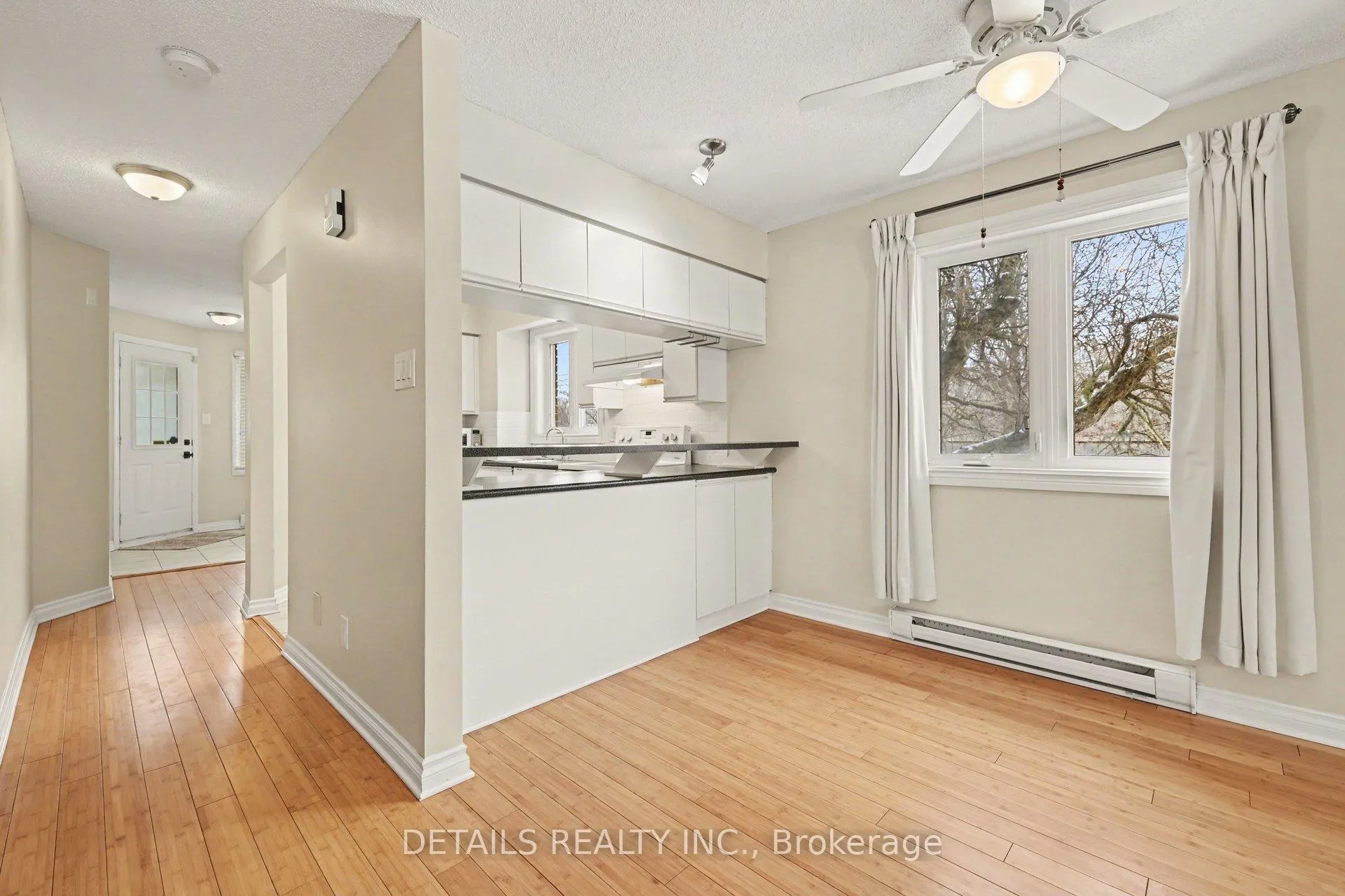 Photo 11 of 306 Briston Private, Ottawa, Hunt Club Park — HOMEH