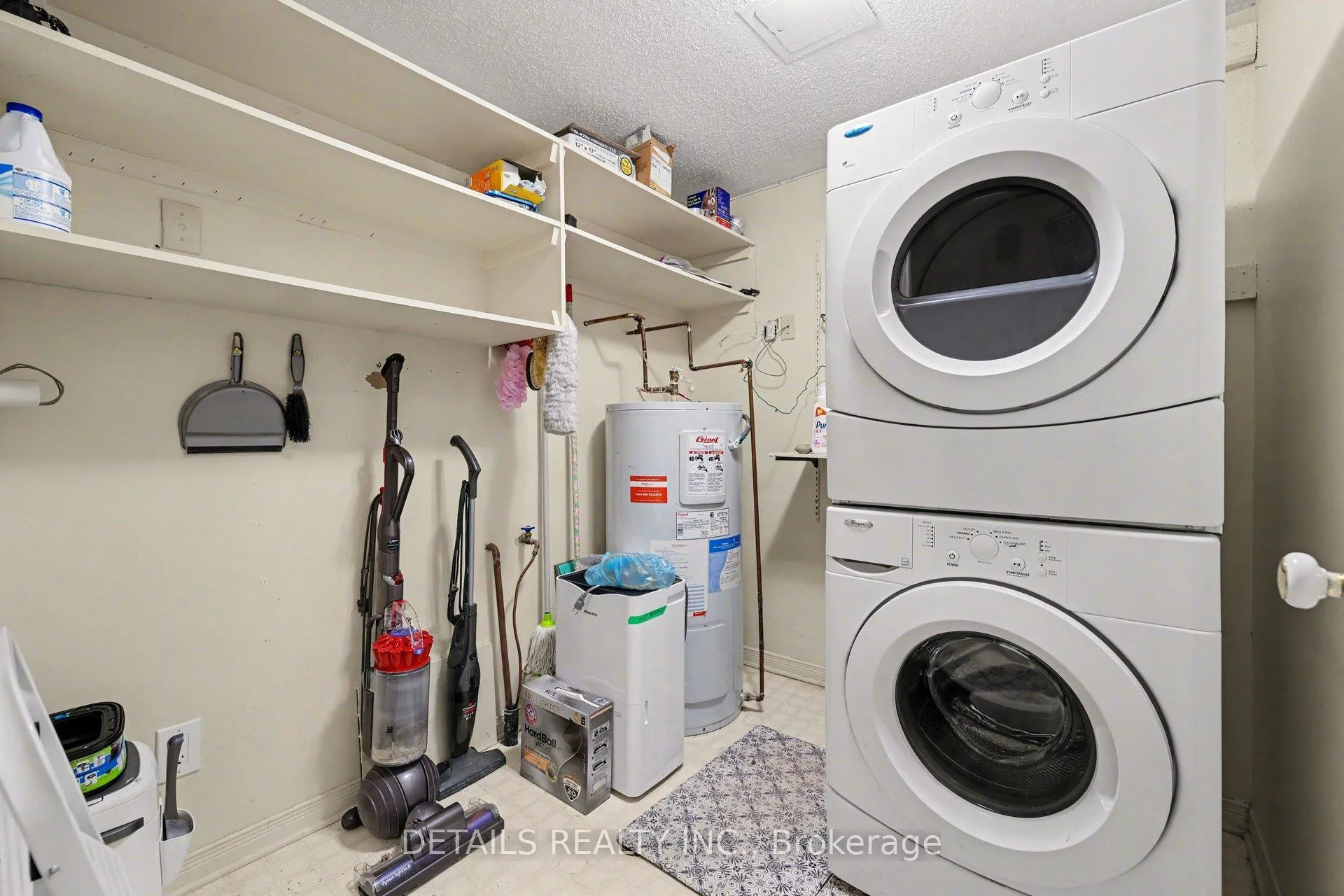 Photo 25 of 306 Briston Private, Ottawa, Hunt Club Park — HOMEH