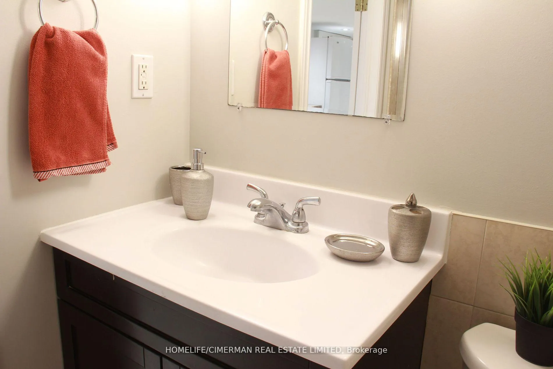 Photo 15 of Unit Basement, 618 Winona Drive, Toronto, Oakwood Village — HOMEH