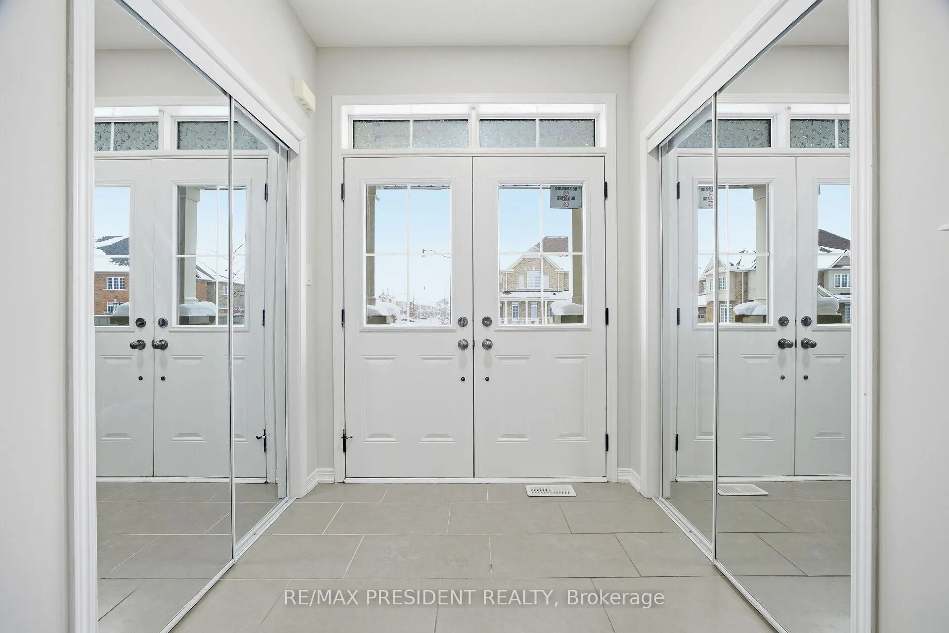 Photo 2 of 584 Remembrance Road, Brampton, Northwest Brampton — HOMEH