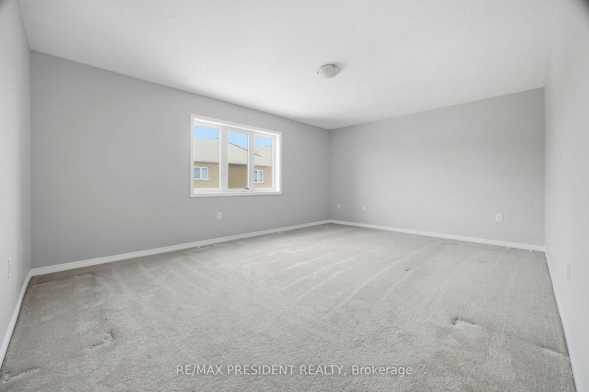Photo 19 of 584 Remembrance Road, Brampton, Northwest Brampton — HOMEH