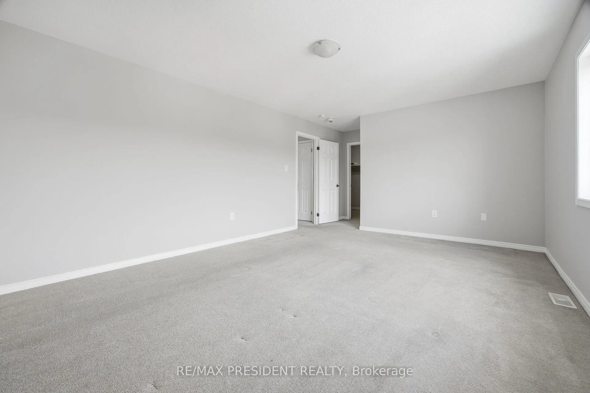Photo 22 of 584 Remembrance Road, Brampton, Northwest Brampton — HOMEH