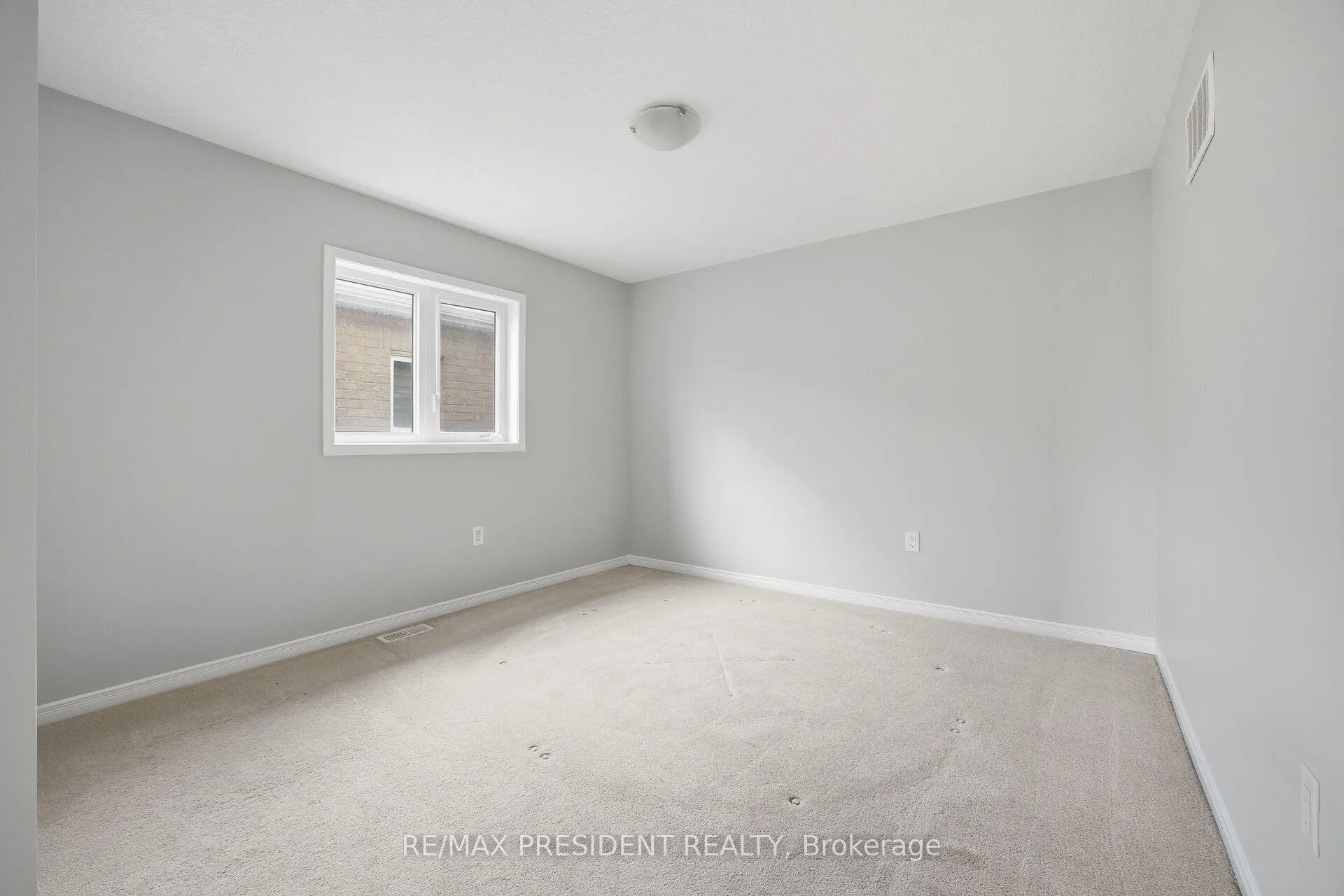 Photo 34 of 584 Remembrance Road, Brampton, Northwest Brampton — HOMEH